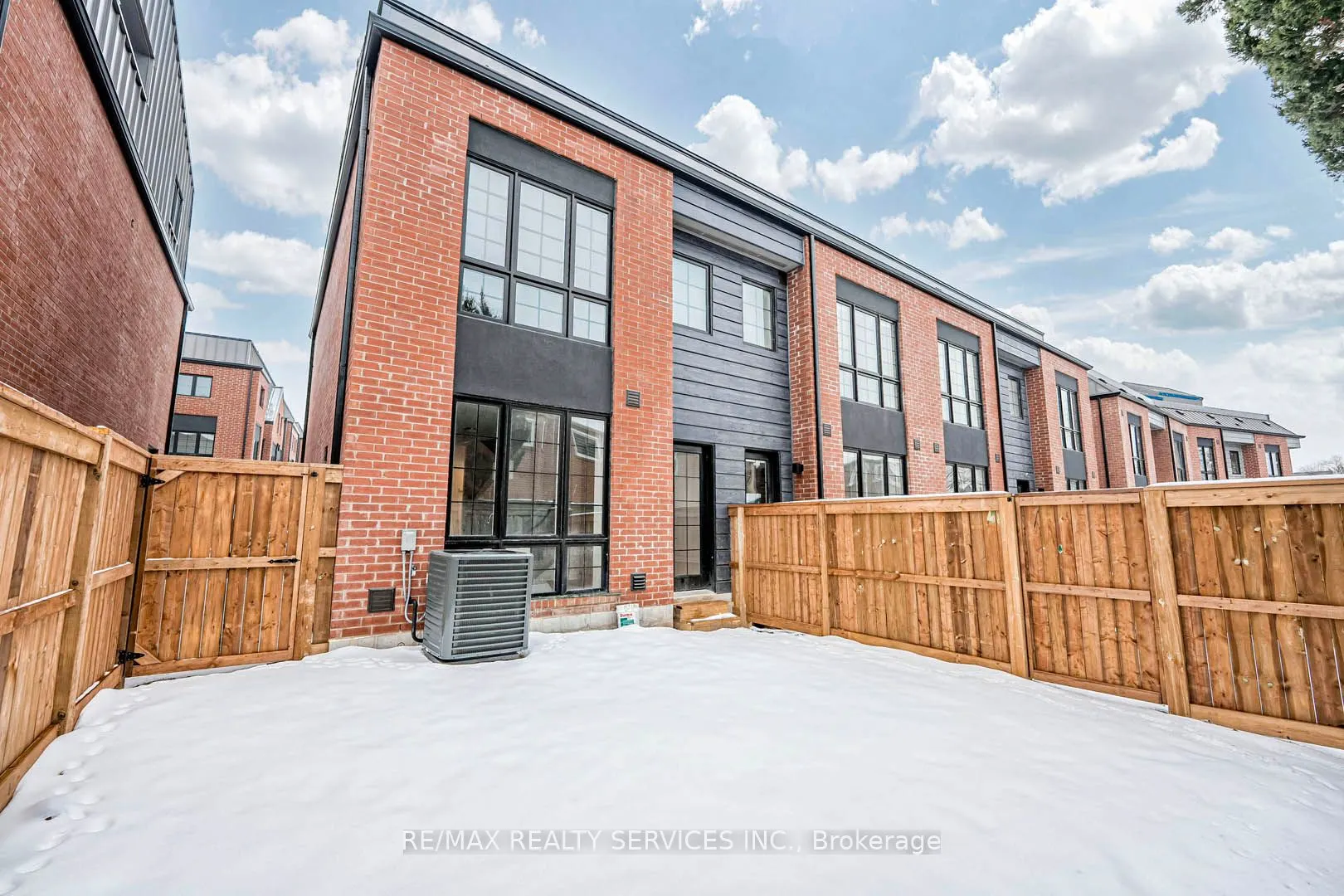 300 Atkinson Avenue, #POTL 22