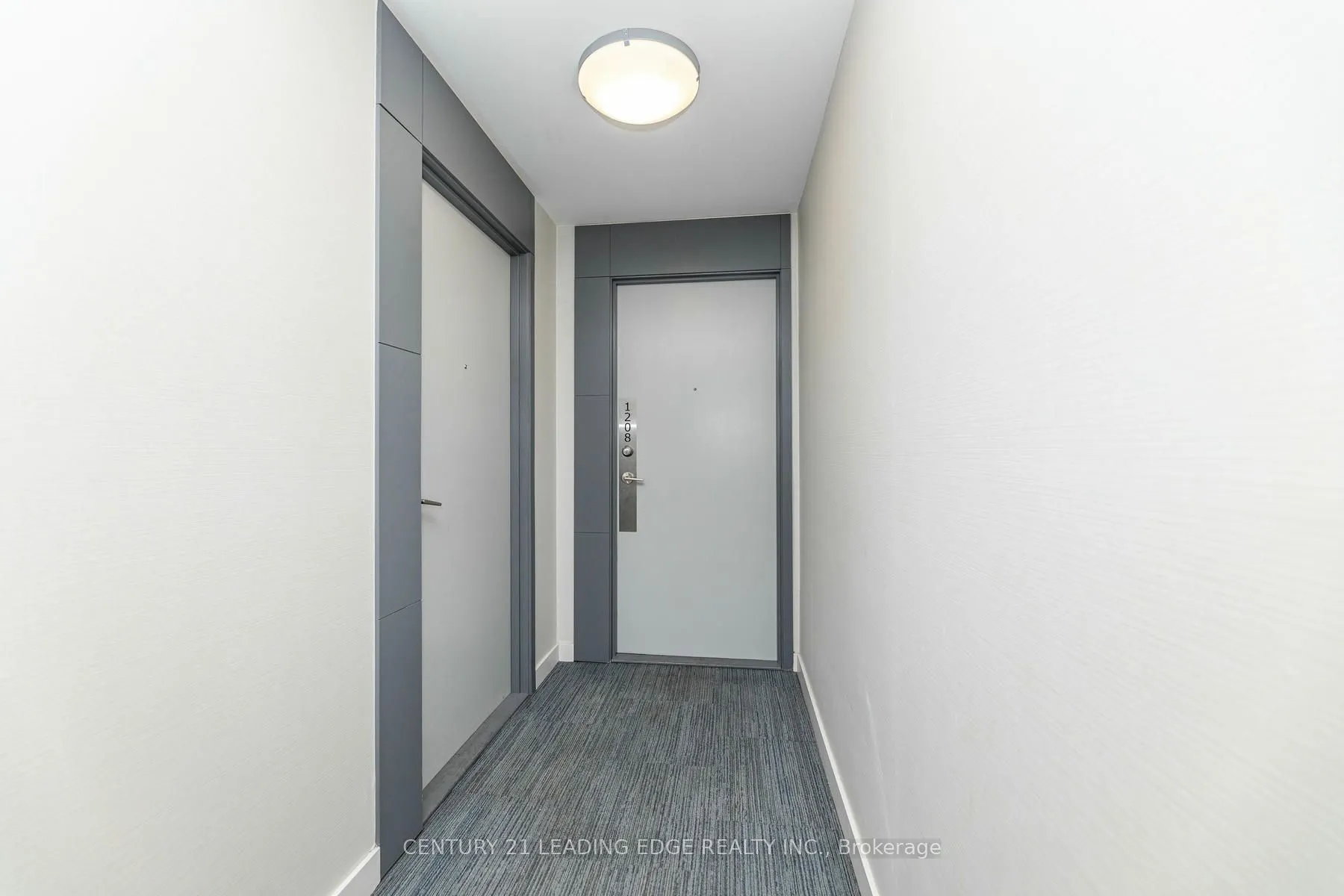 55 Oneida Crescent #1208