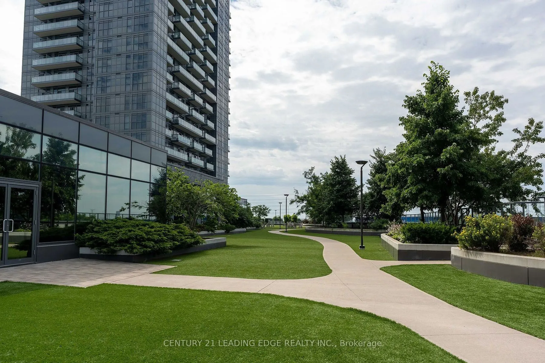 55 Oneida Crescent #1208