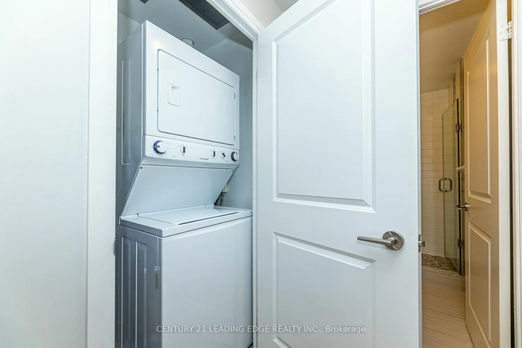 55 Oneida Crescent #1208