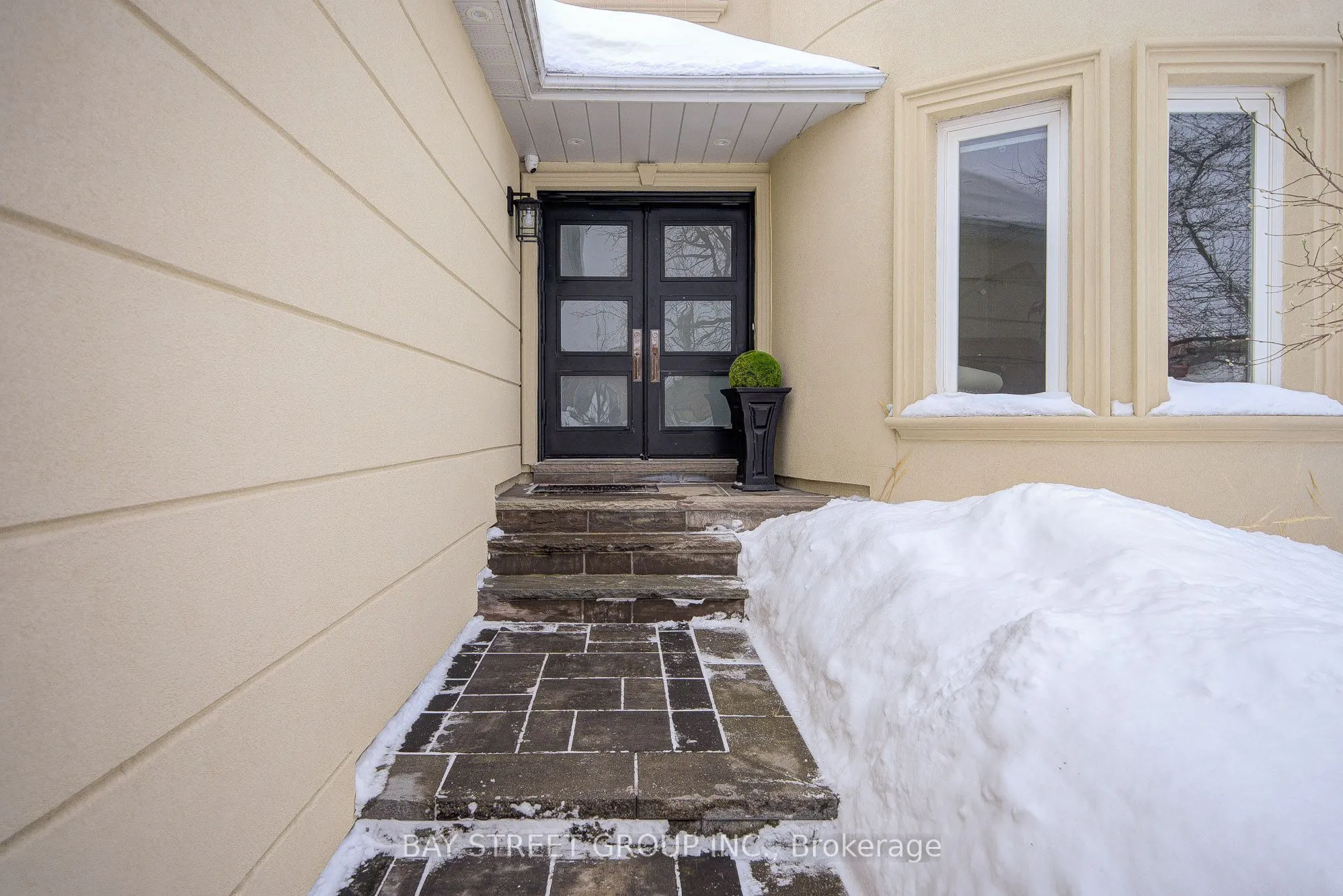 48 Coldstream Crescent