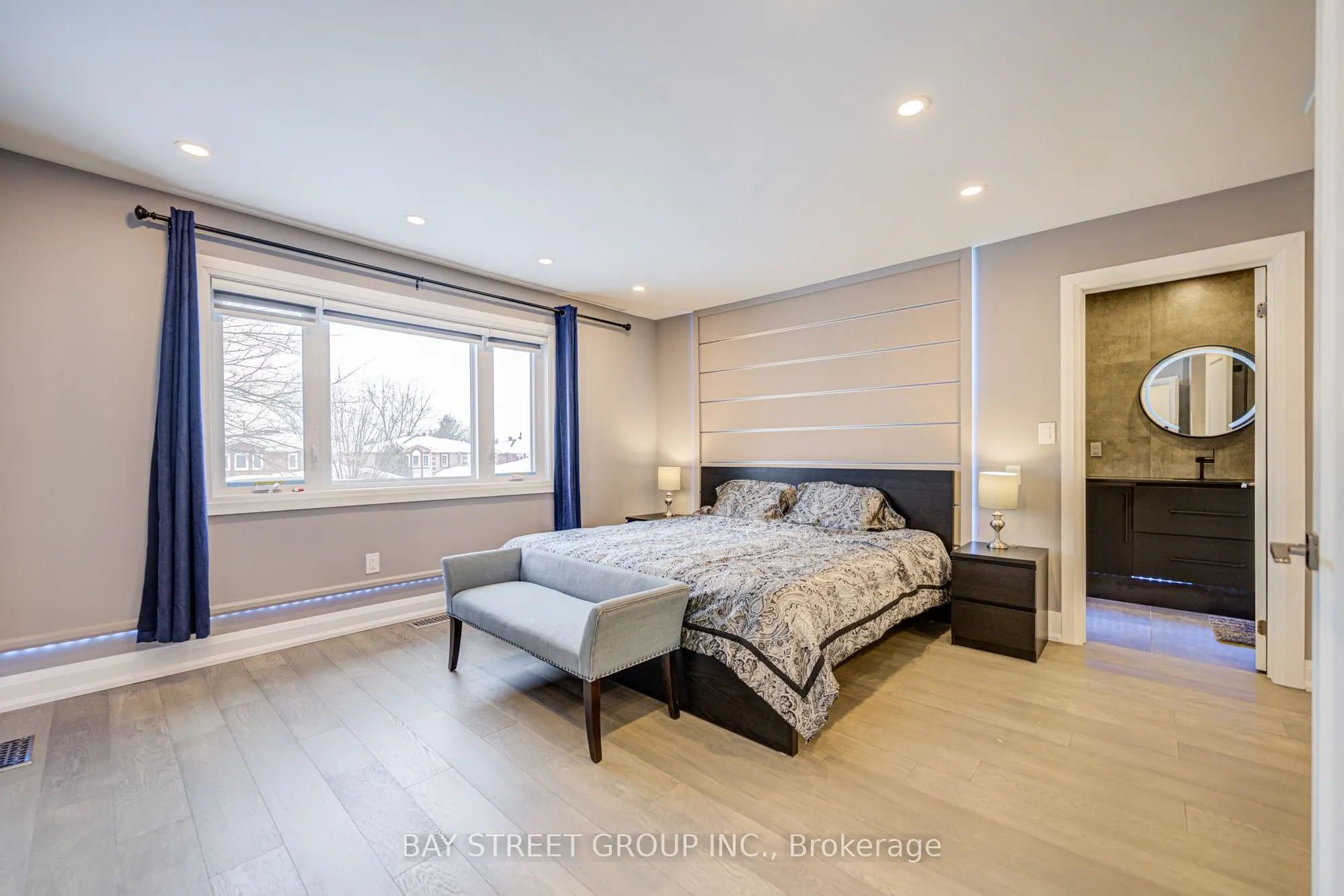 48 Coldstream Crescent