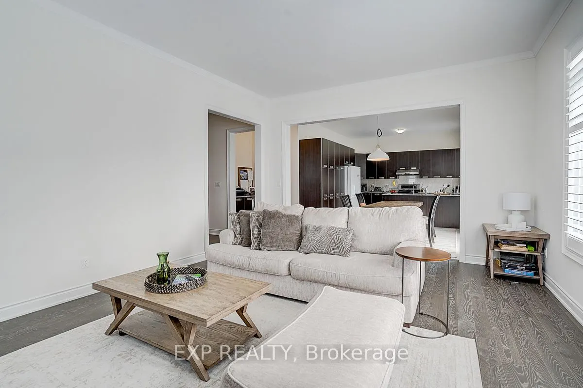 41 Walter Tunny Crescent