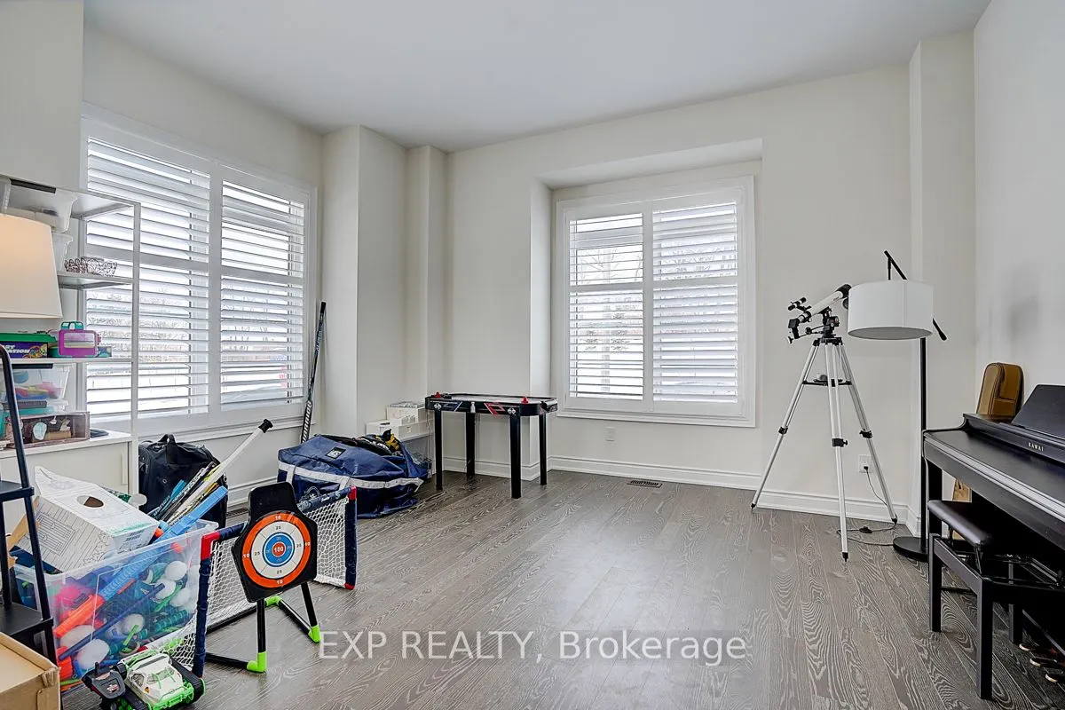 41 Walter Tunny Crescent