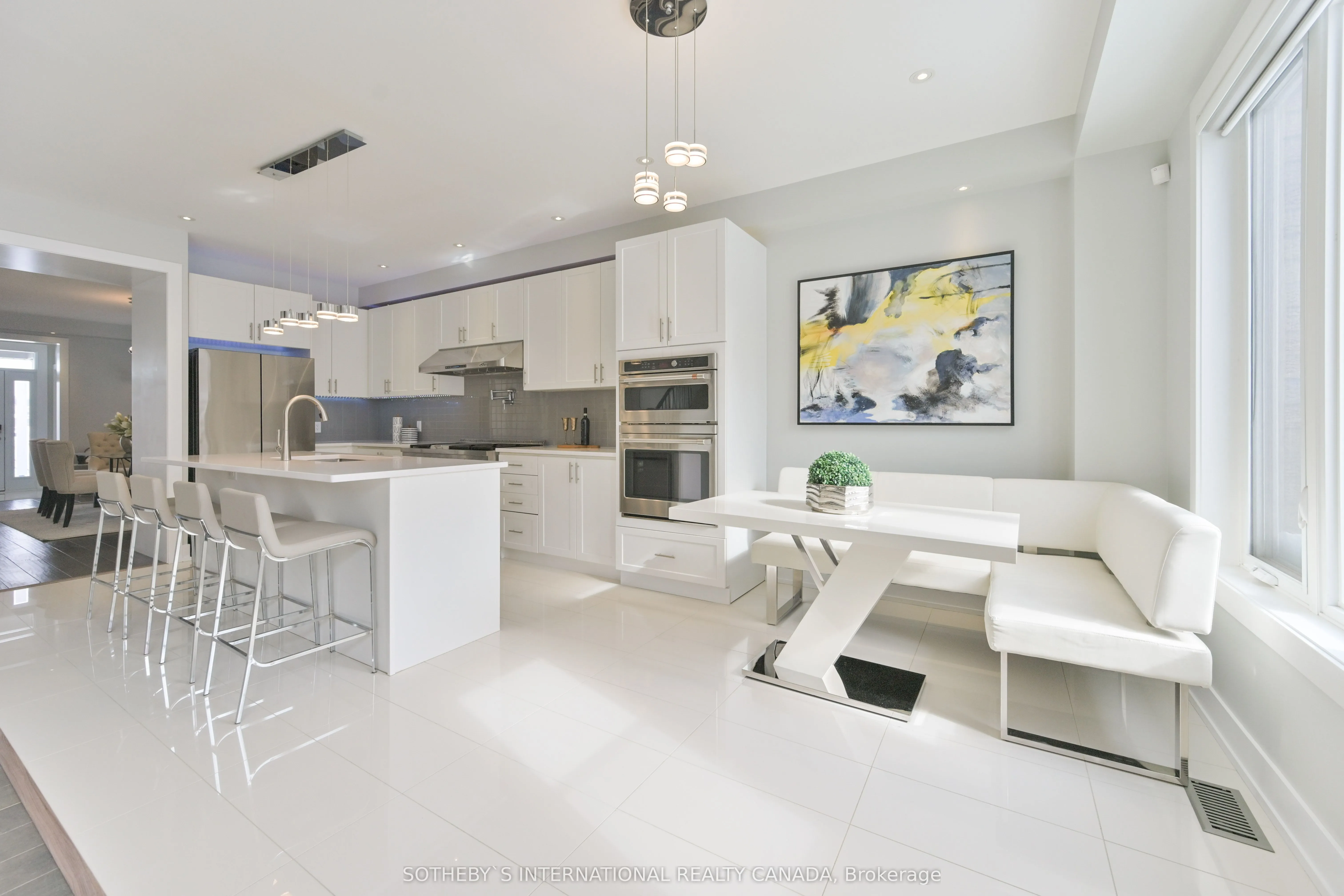 45 Crimson King Way