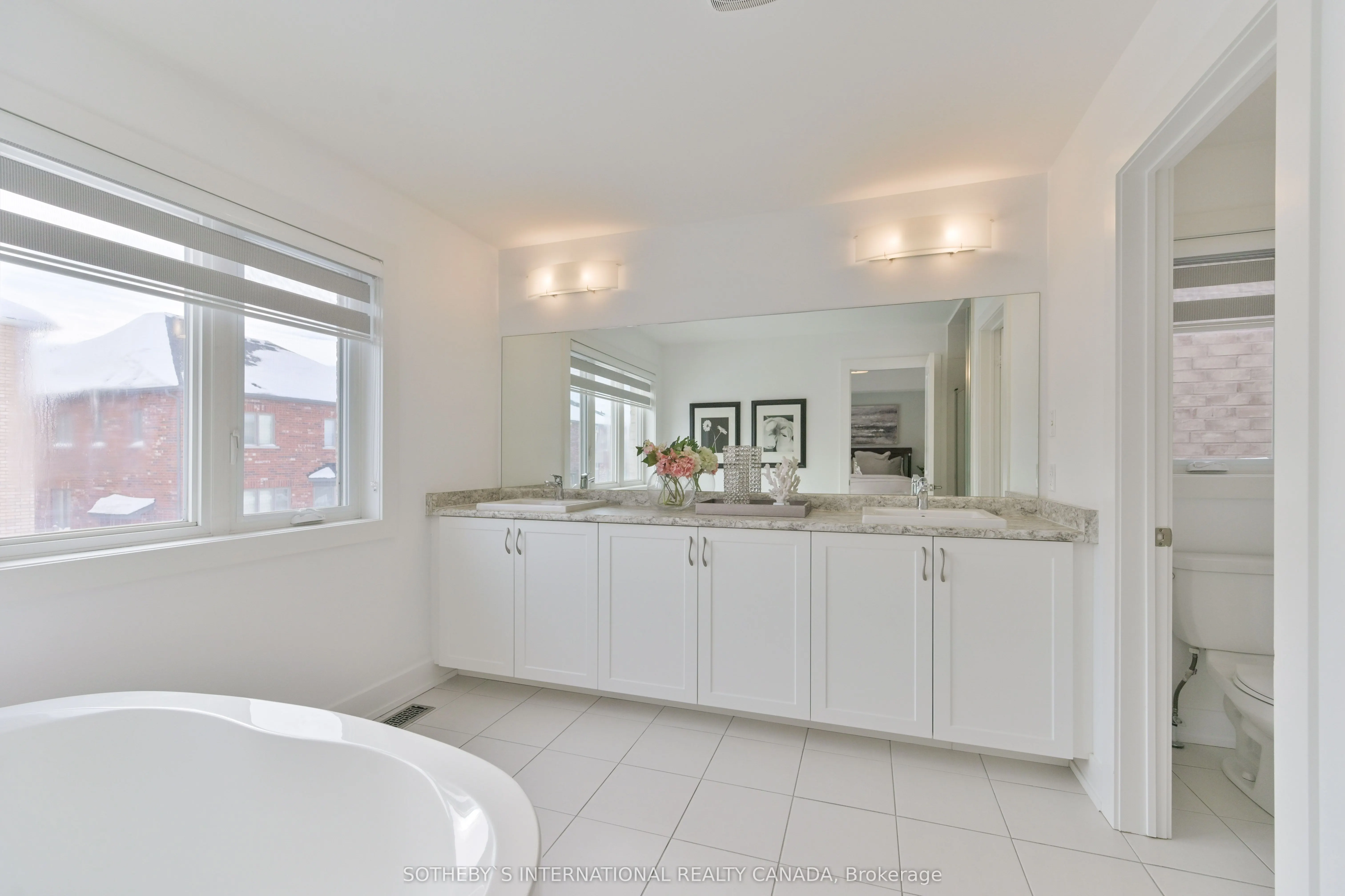 45 Crimson King Way