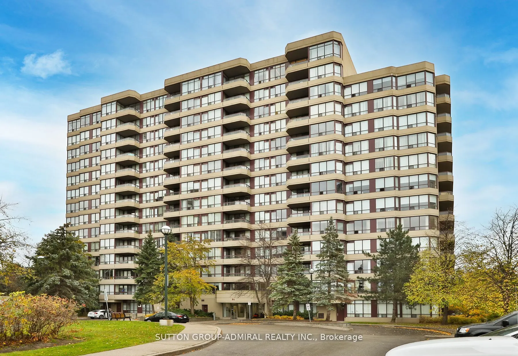 91 Townsgate Drive, #1112