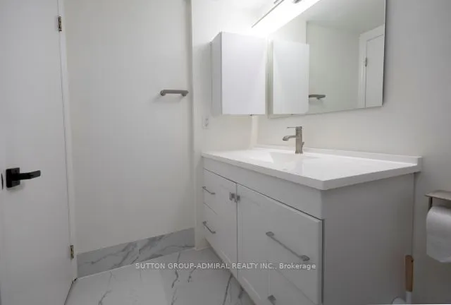 91 Townsgate Drive, #1112