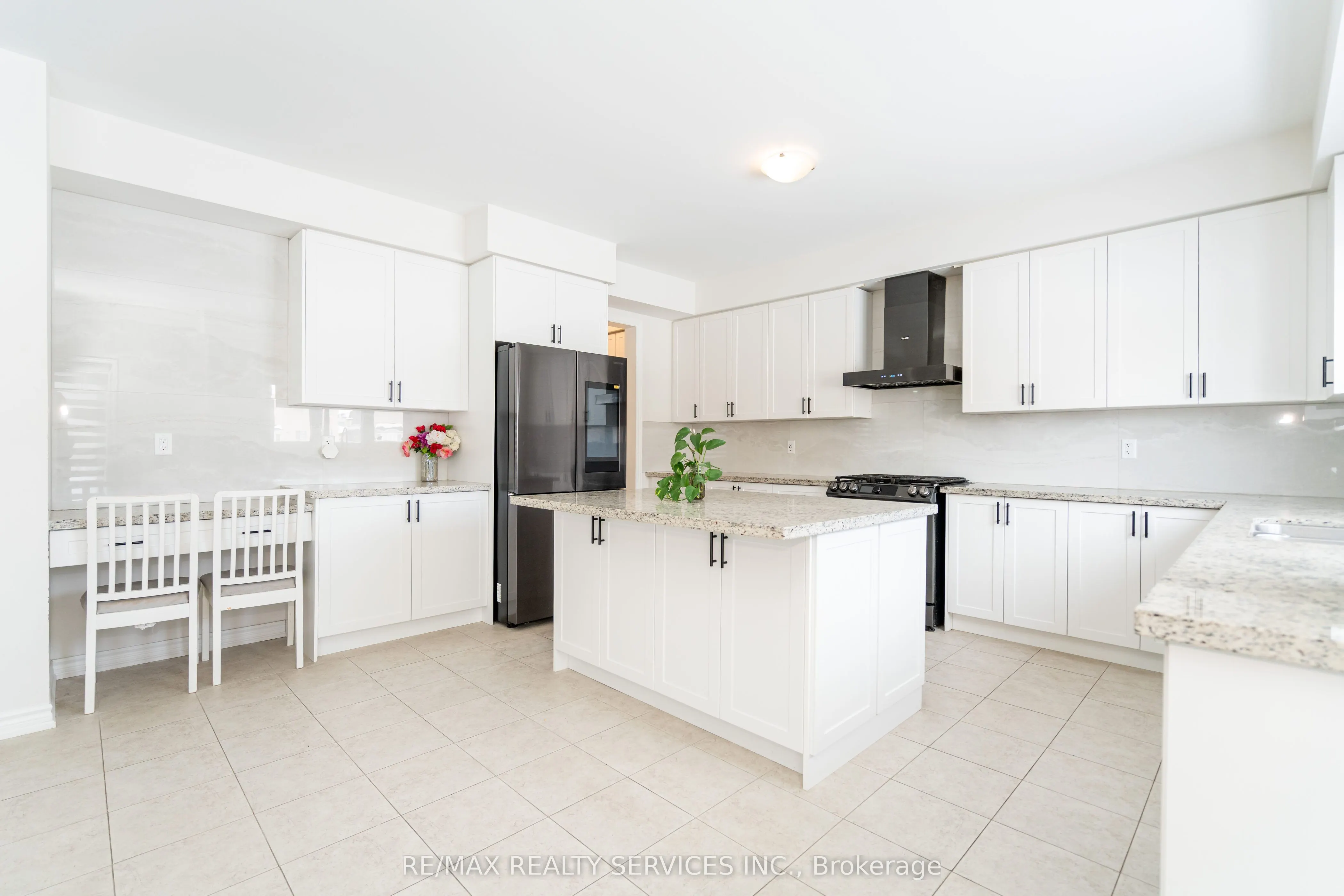 1140 Wickham Road