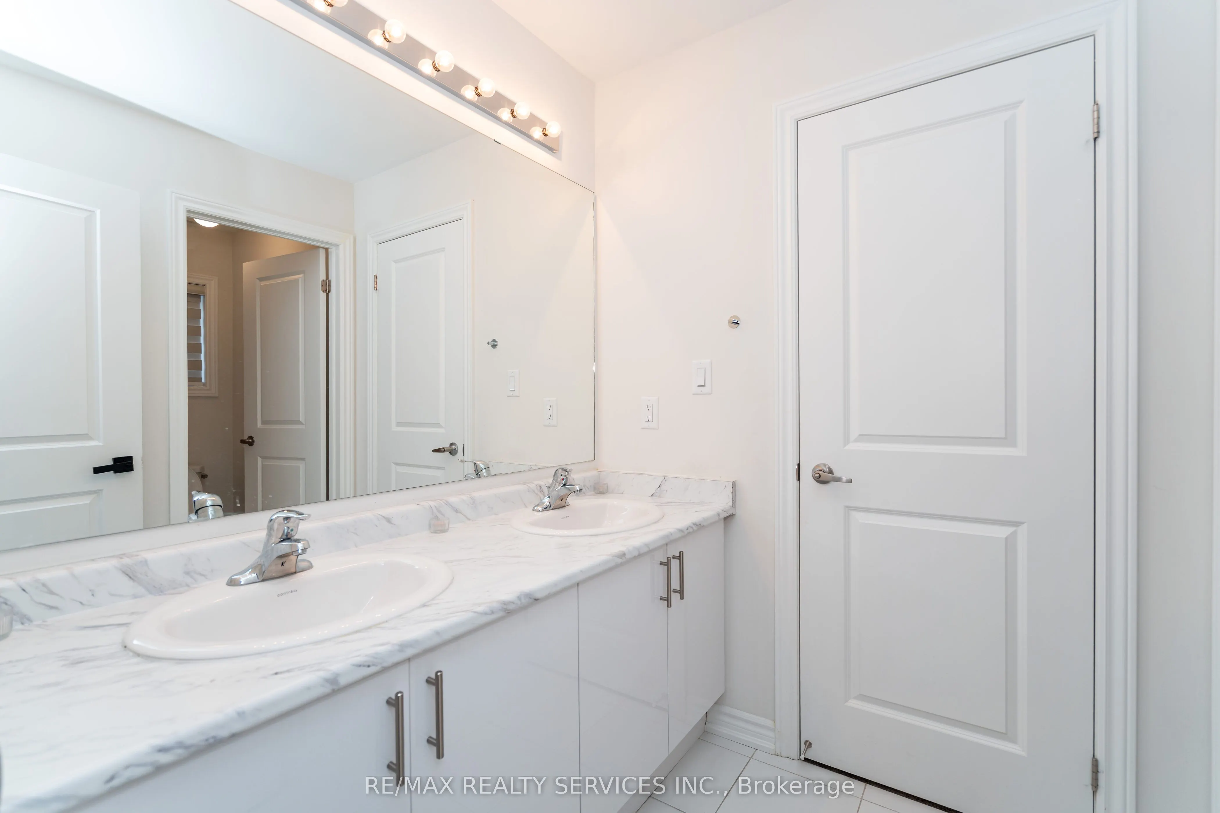 1140 Wickham Road