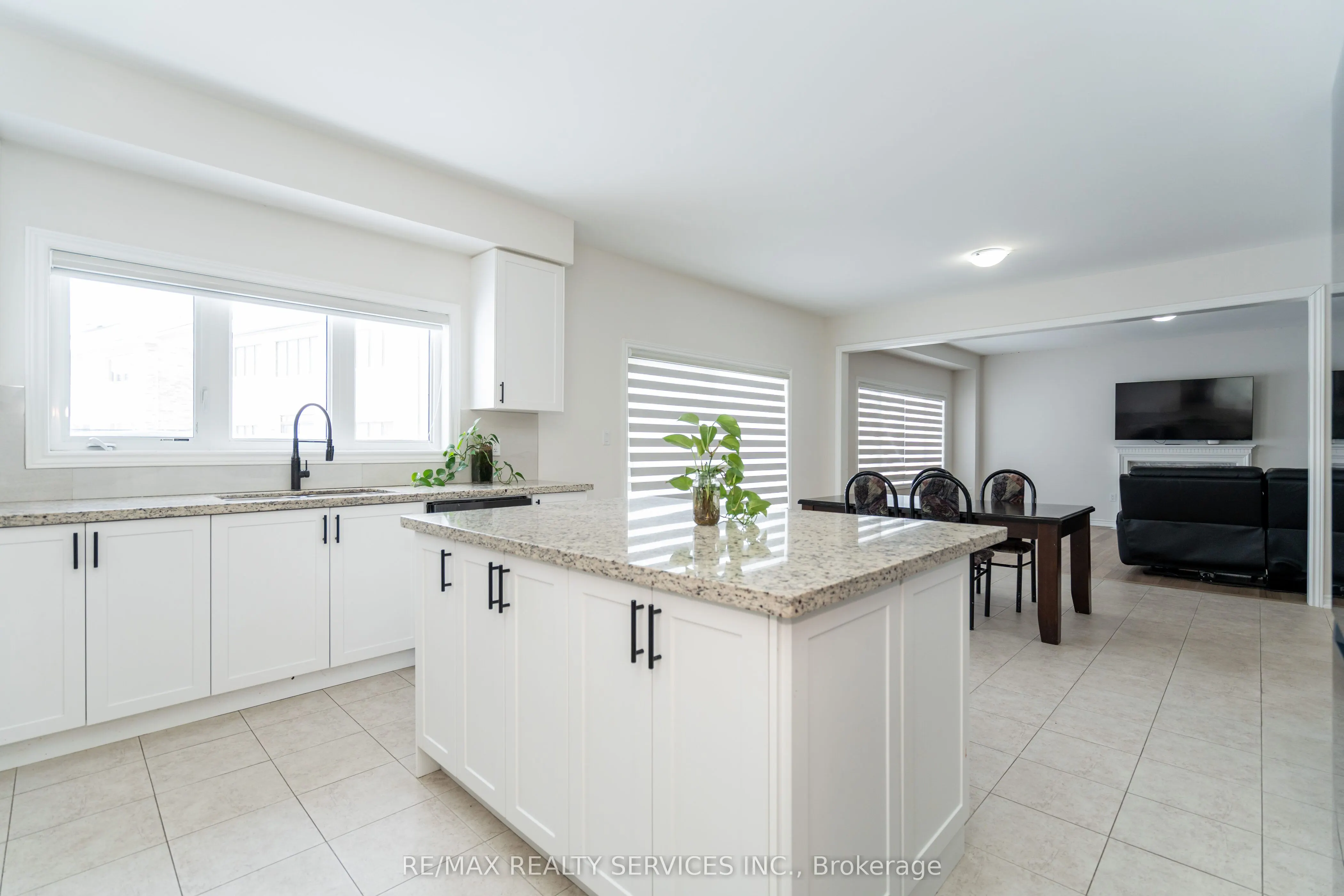 1140 Wickham Road