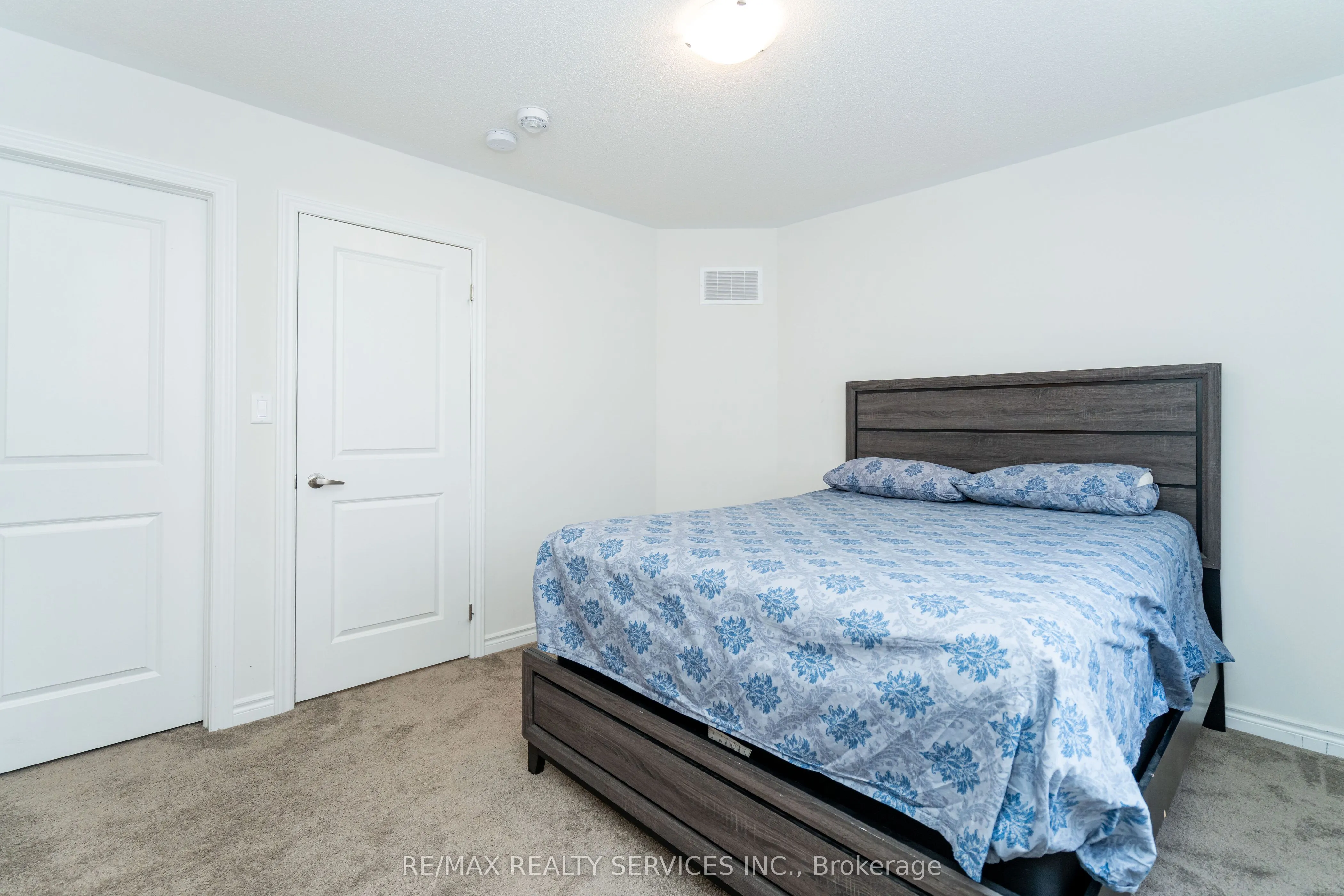 1140 Wickham Road
