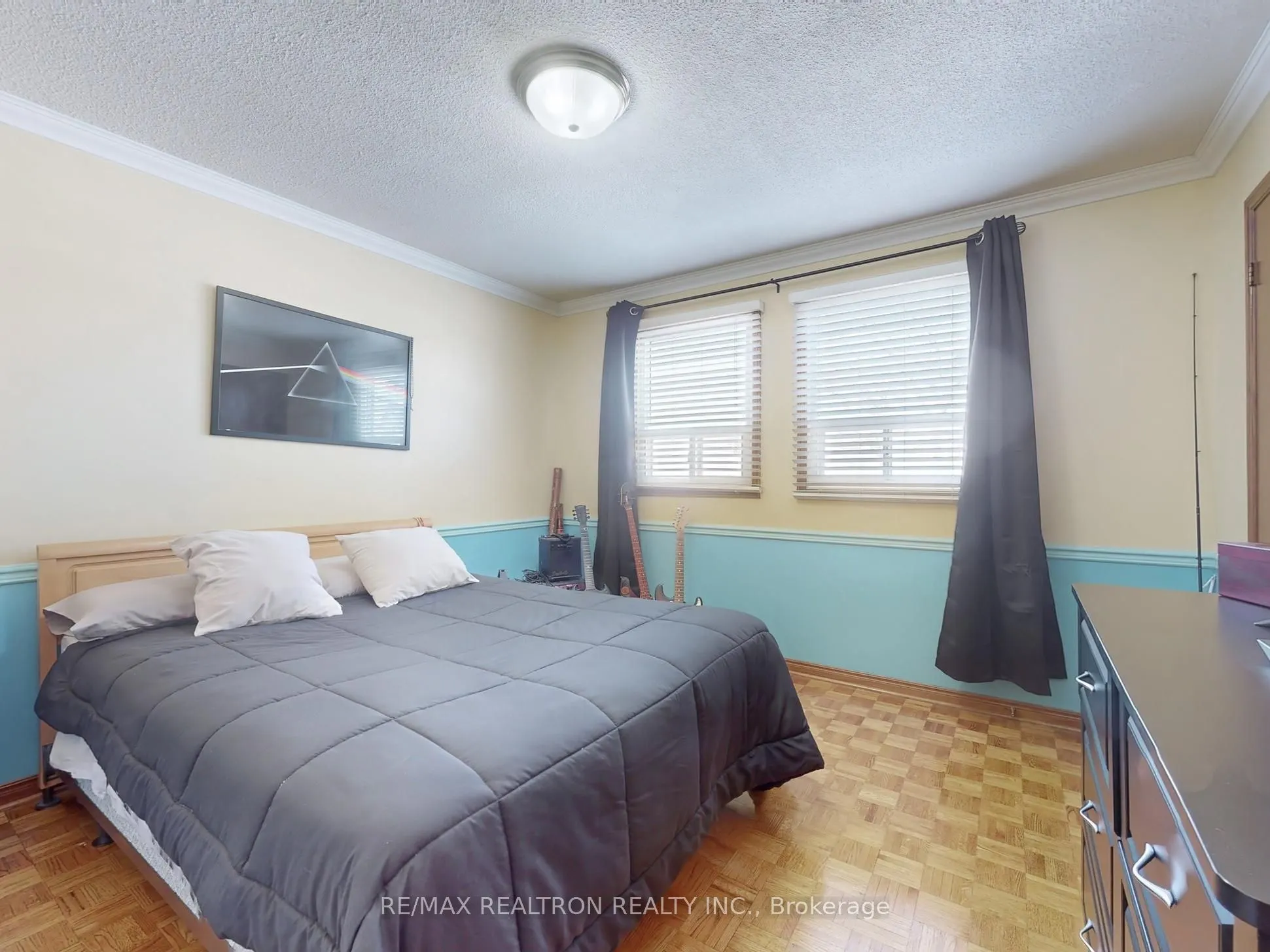 266 Clover Leaf Street