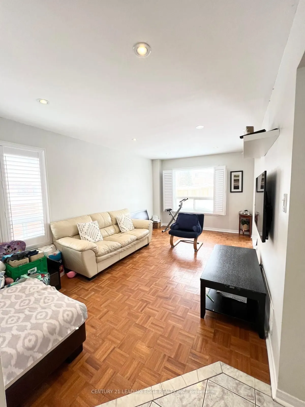 128 Melville Avenue