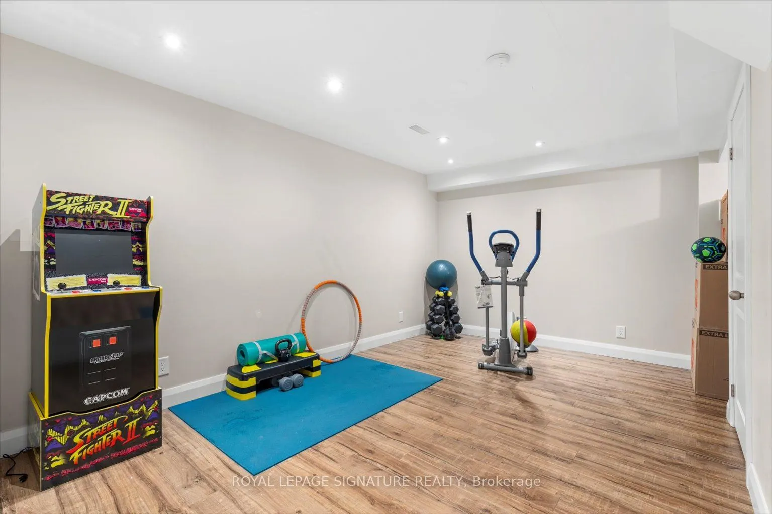 74 Littleleaf Crescent