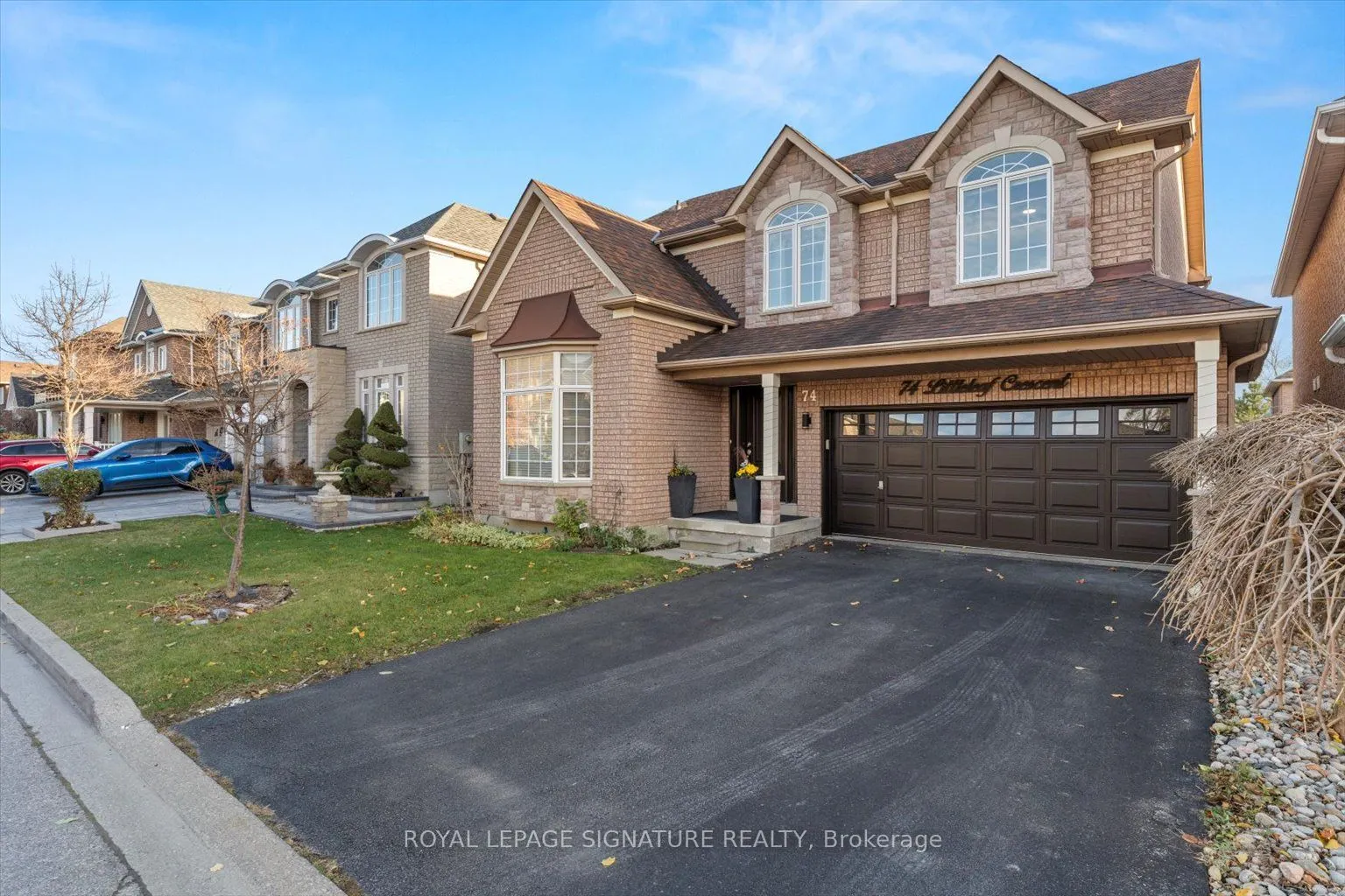 74 Littleleaf Crescent