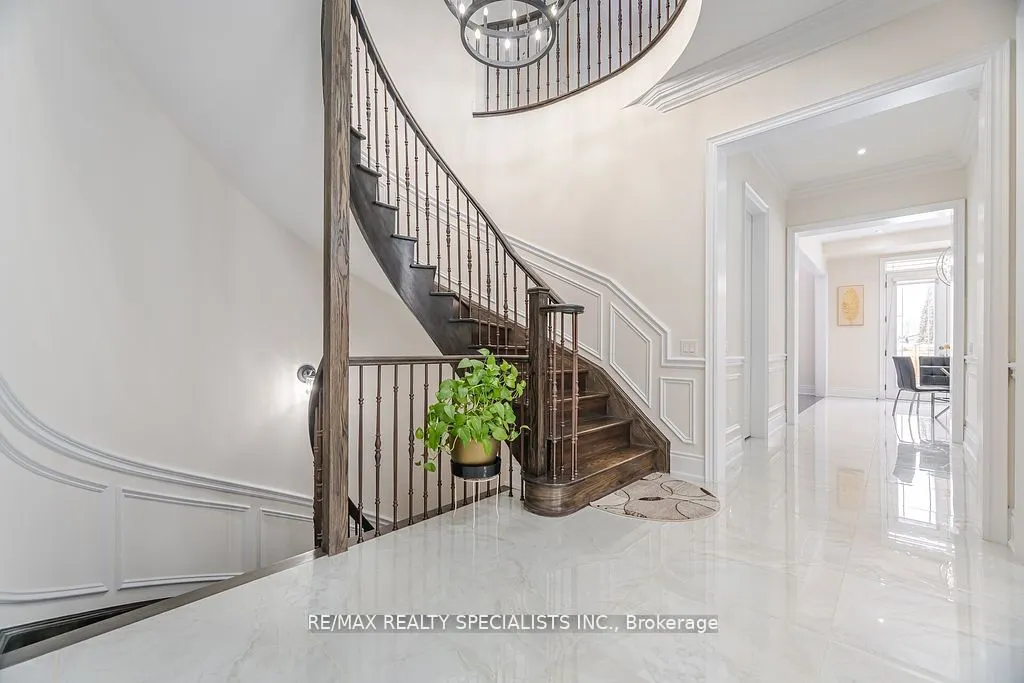 76 Balderson Drive