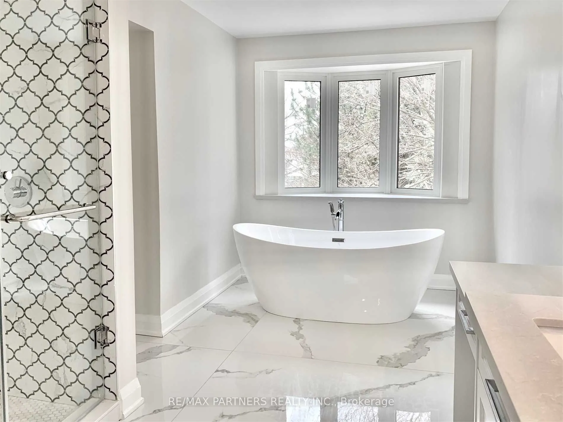 6 Fernwood Court