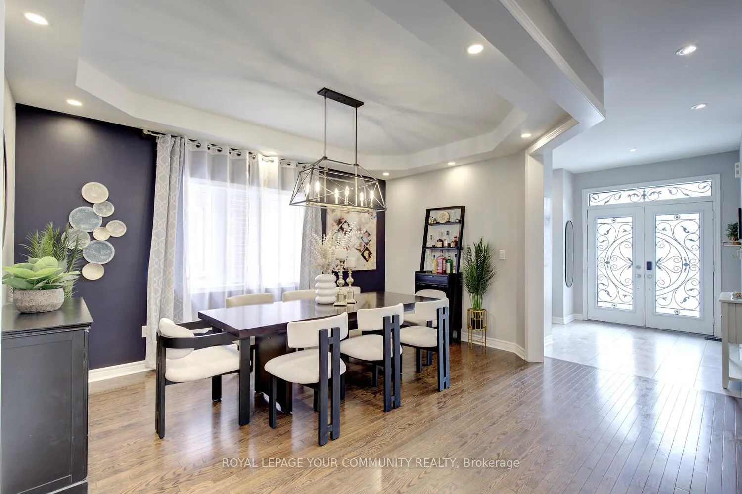 185 Chayna Crescent