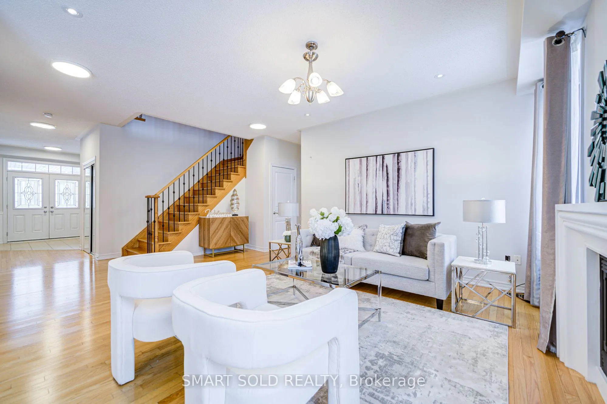 10 Rowley Street
