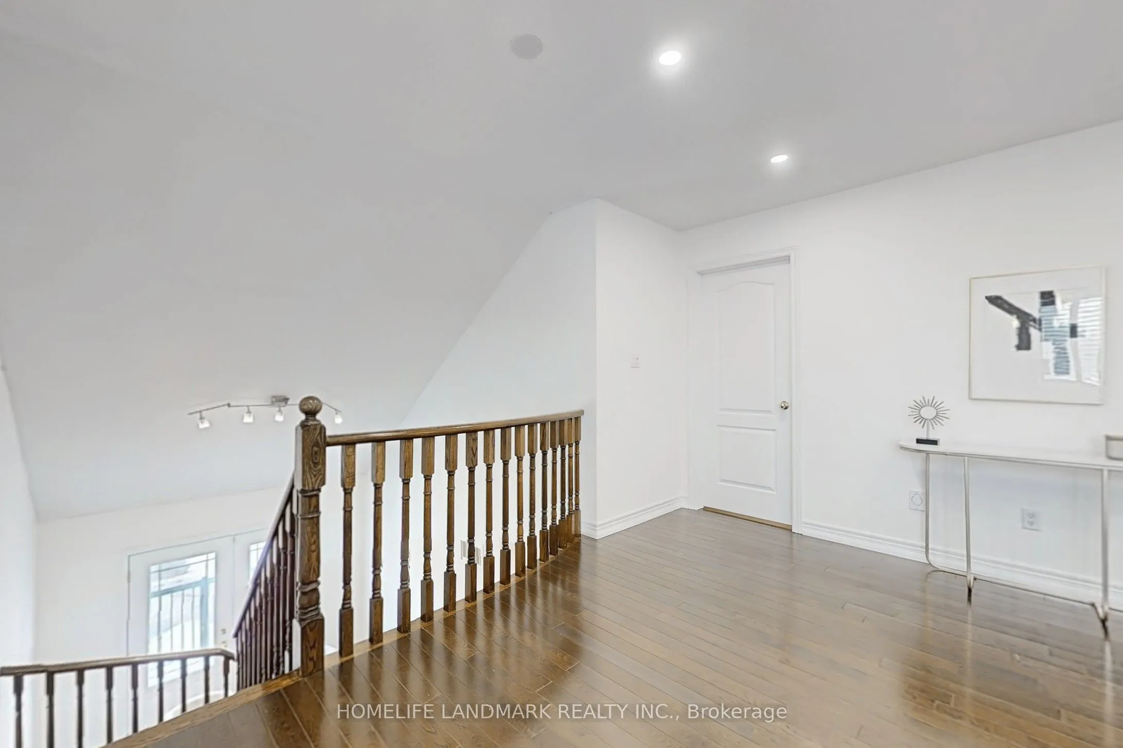 12 Parsell Street