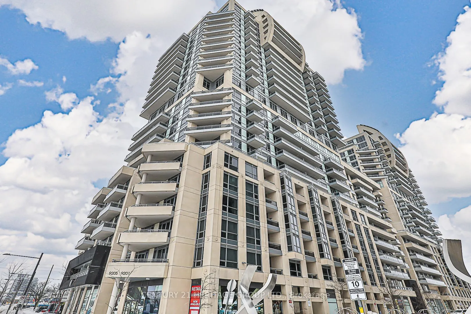 9201 Yonge Street