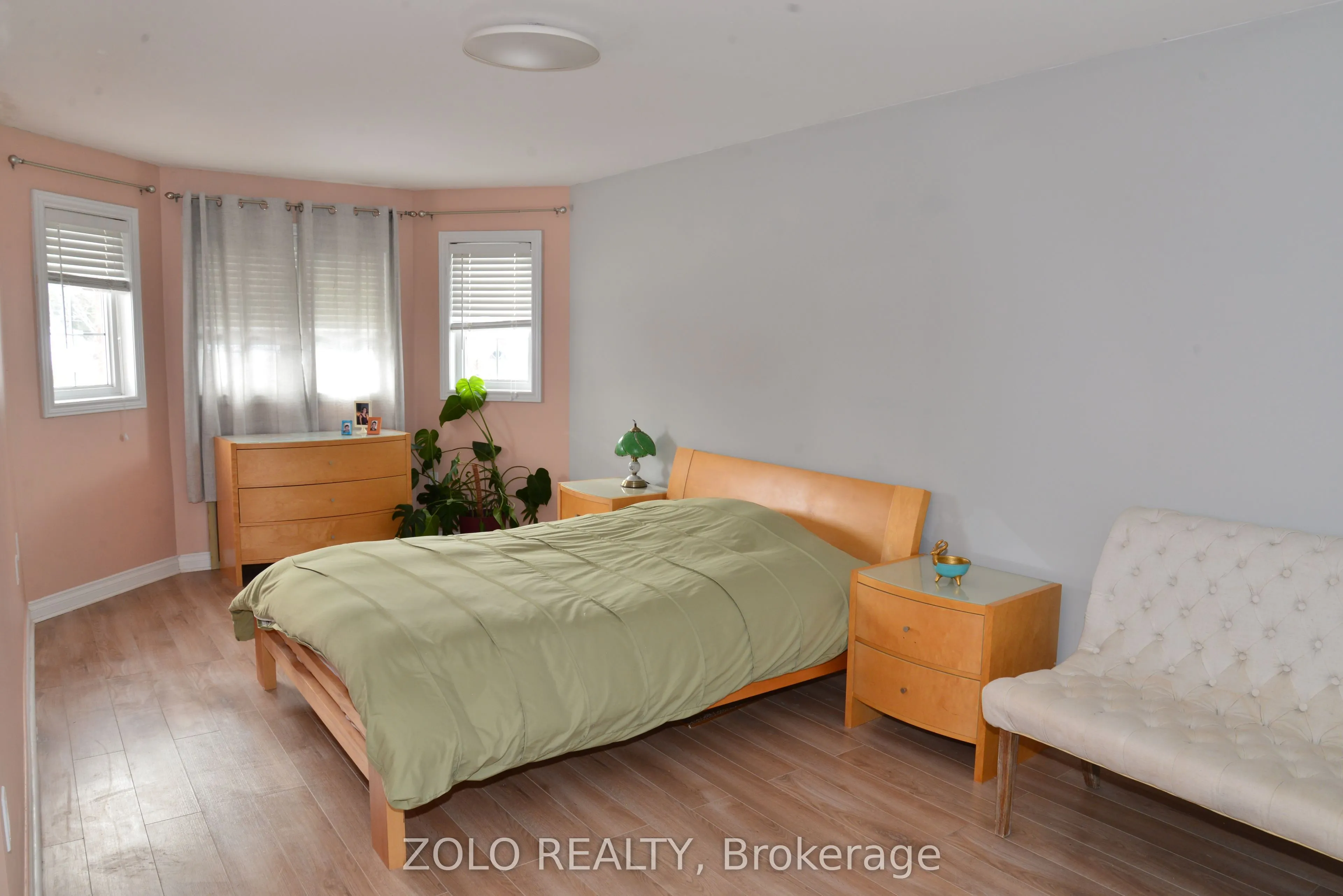32 Amberview Drive, #Upper