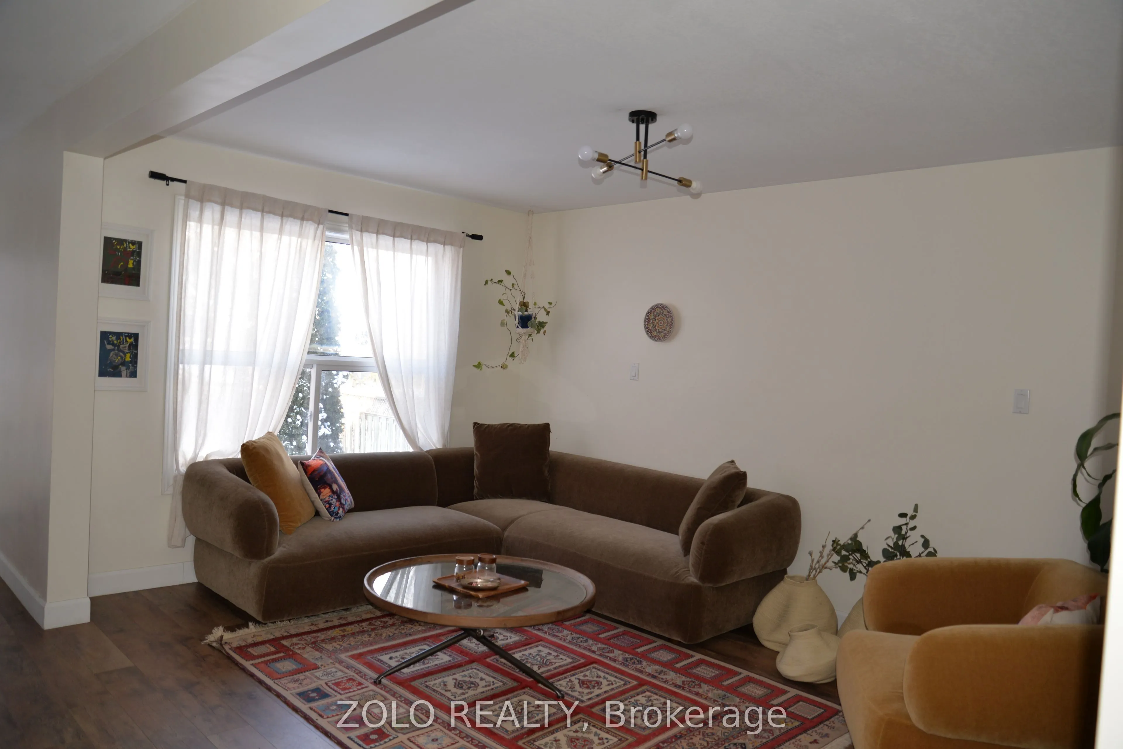 32 Amberview Drive, #Upper