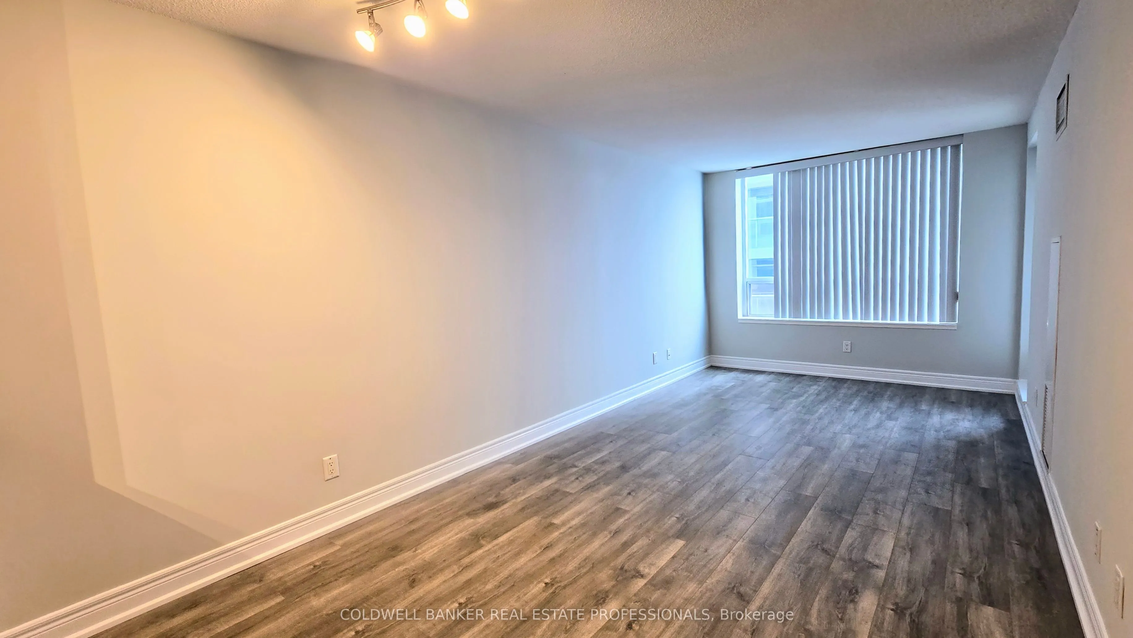 62 Suncrest Boulevard, #318