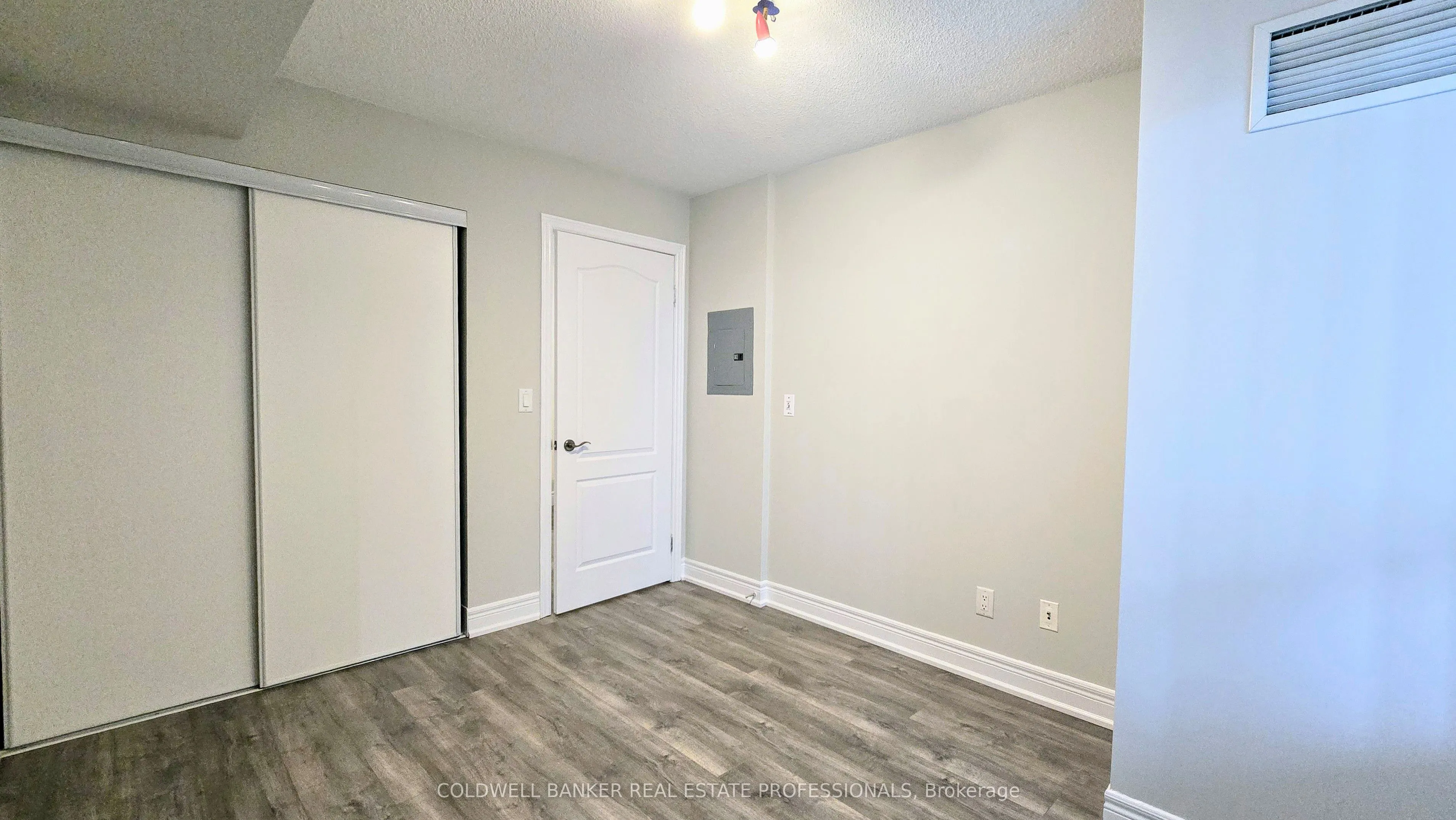 62 Suncrest Boulevard, #318