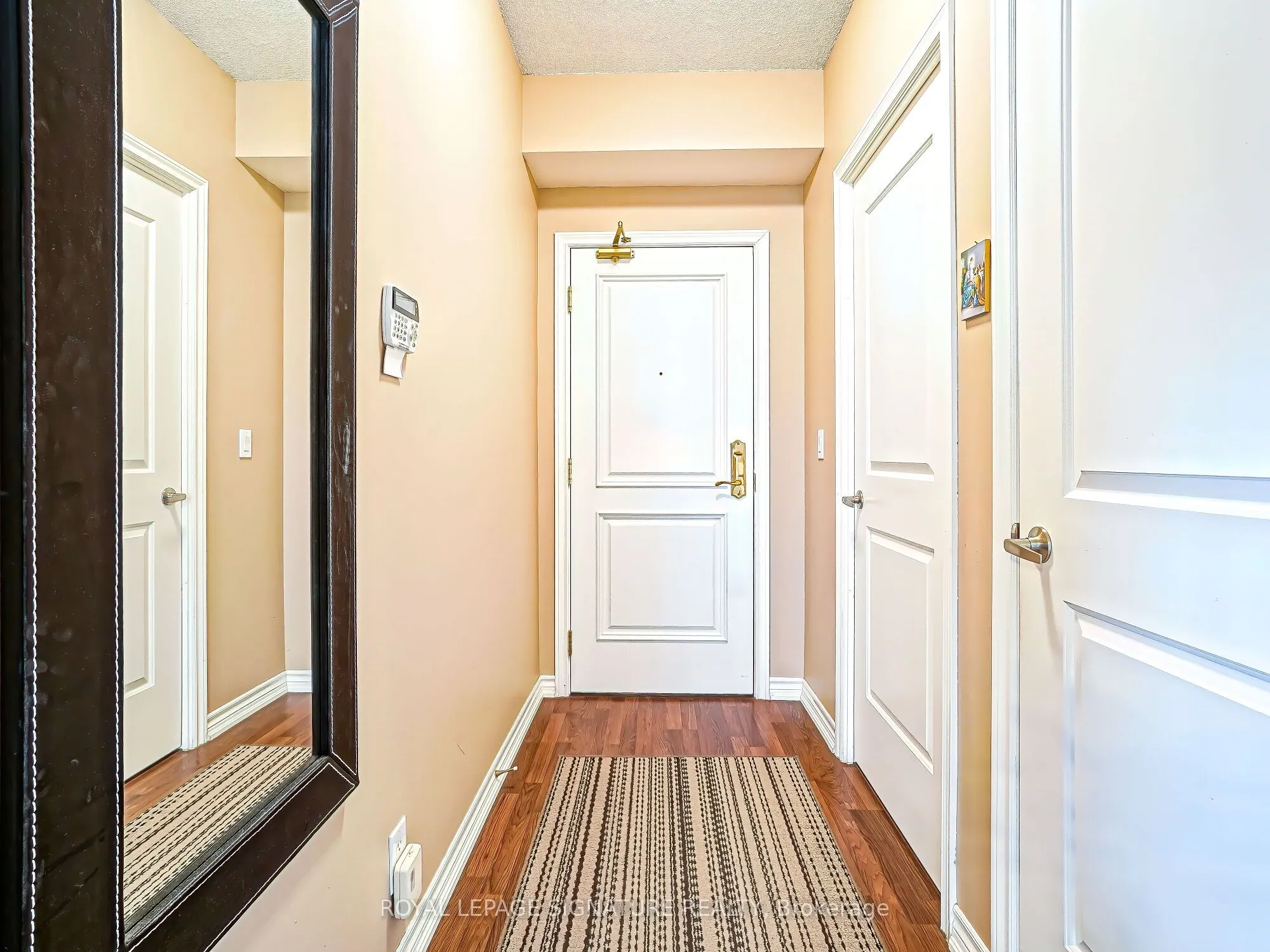 9235 Jane Street, #411