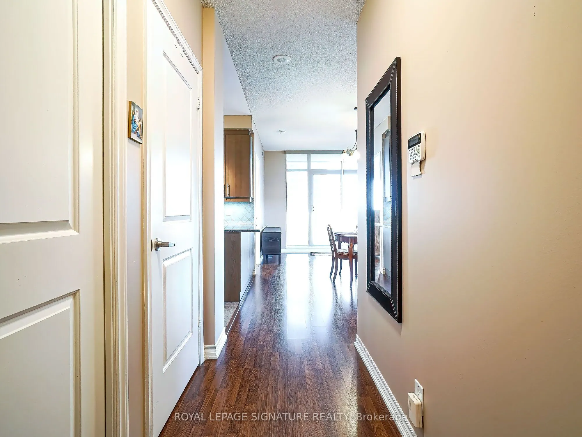 9235 Jane Street, #411