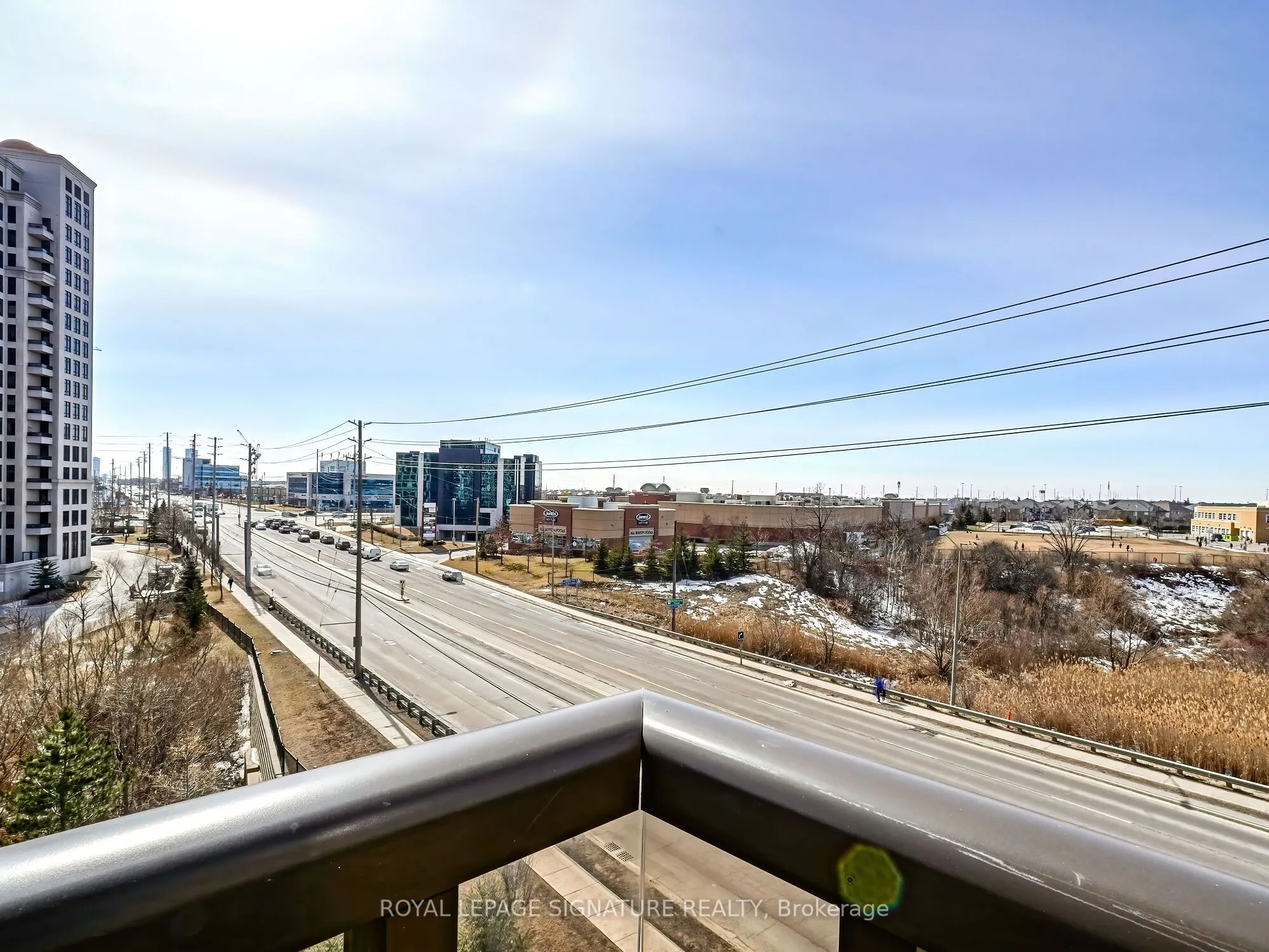 9235 Jane Street, #411