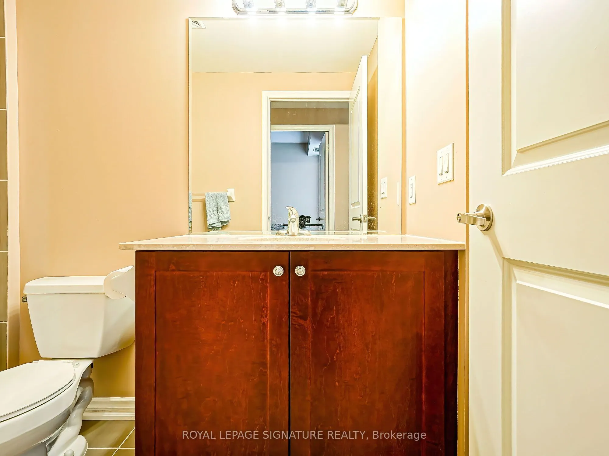 9235 Jane Street, #411