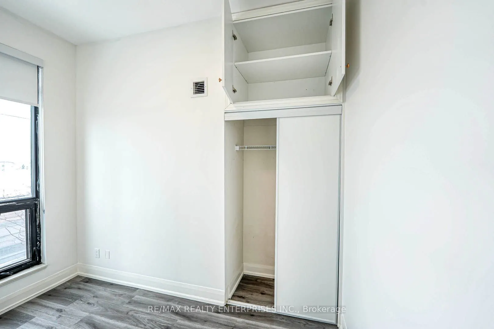 2900 Highway 7, #206