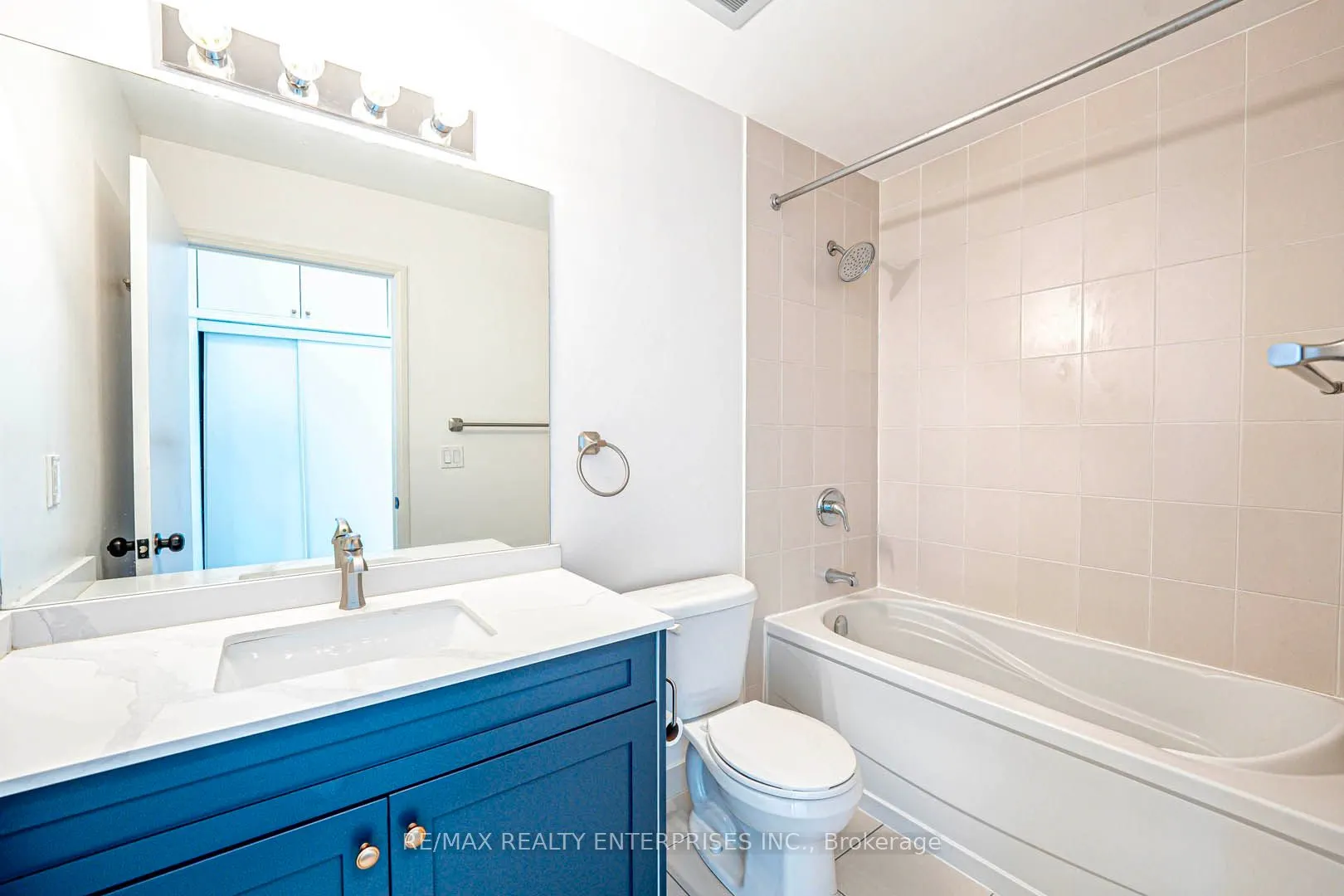 2900 Highway 7, #206