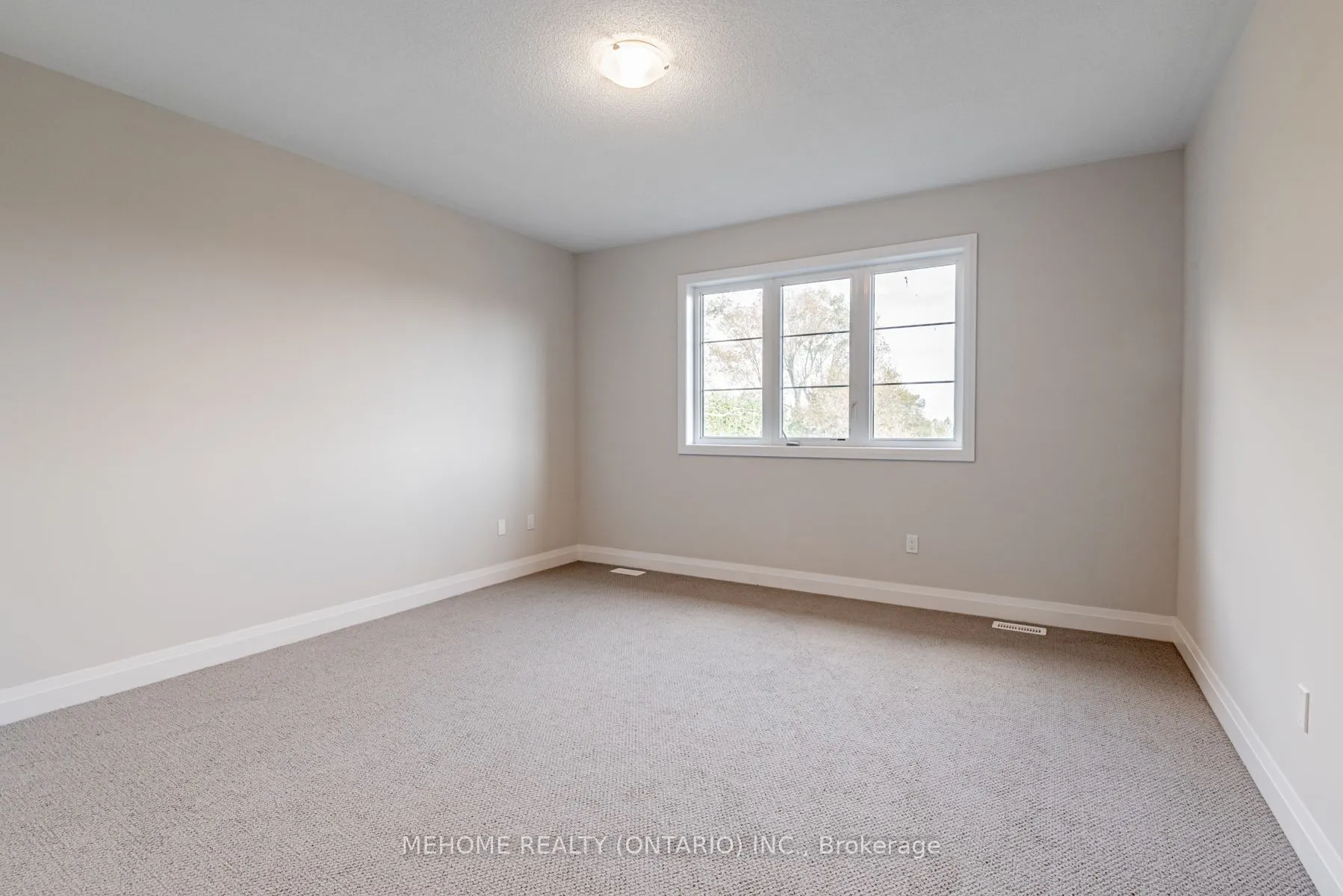 15 Kenneth Campbell Court