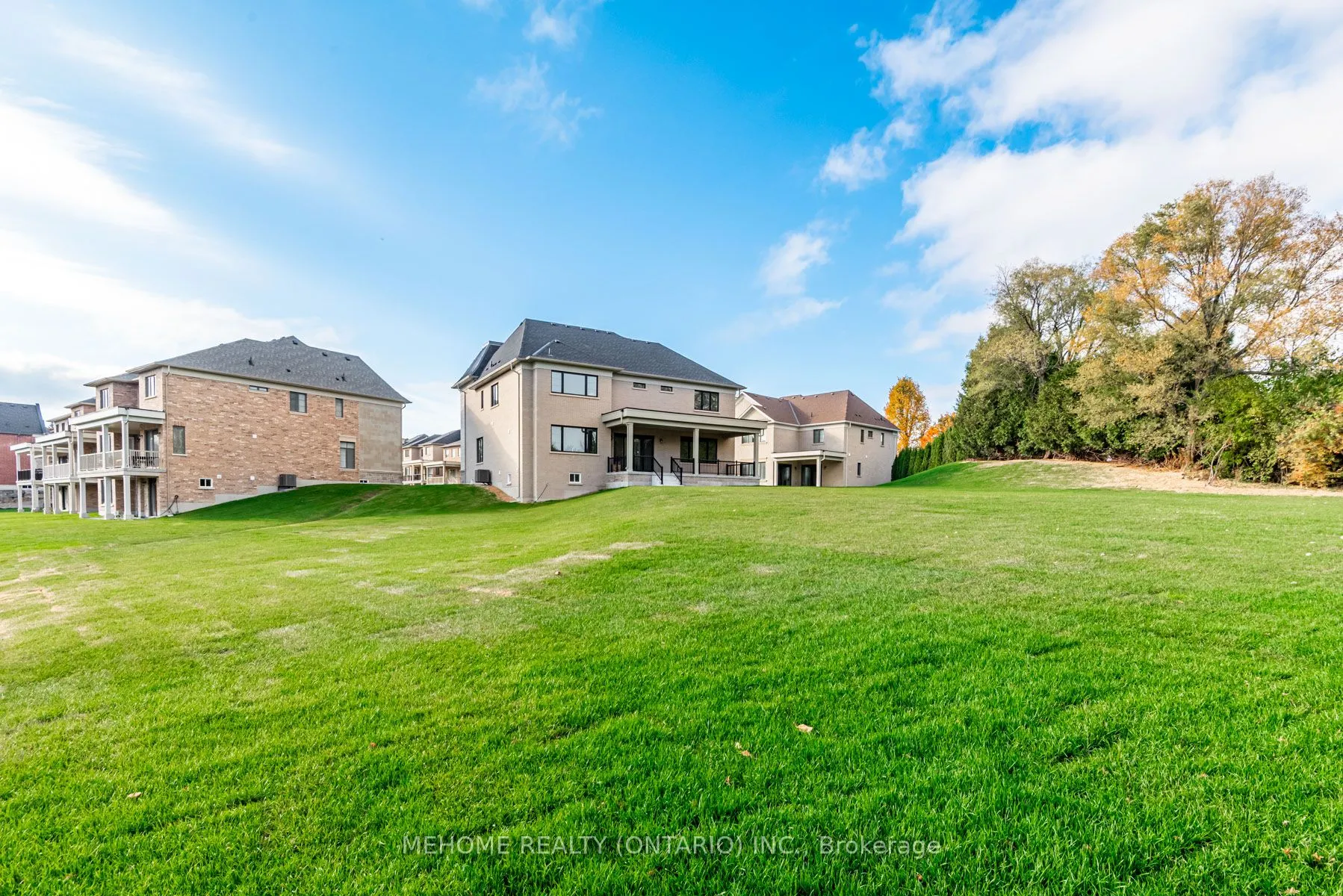 15 Kenneth Campbell Court