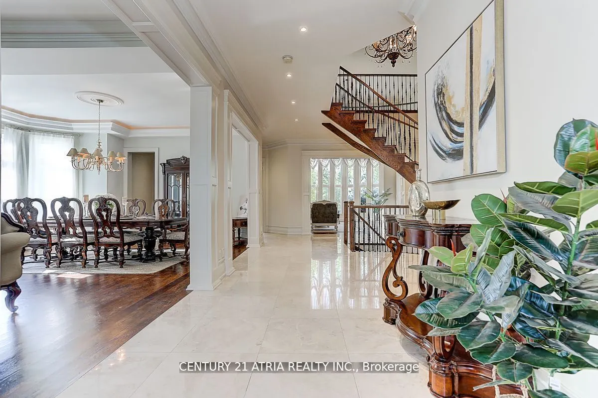 33 Winterport Court