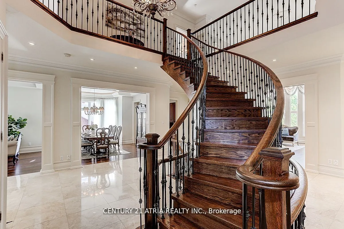33 Winterport Court