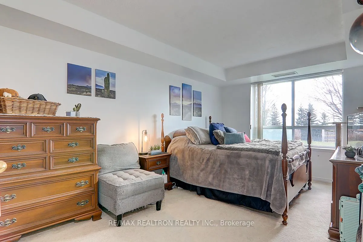39 Oneida Crescent #306