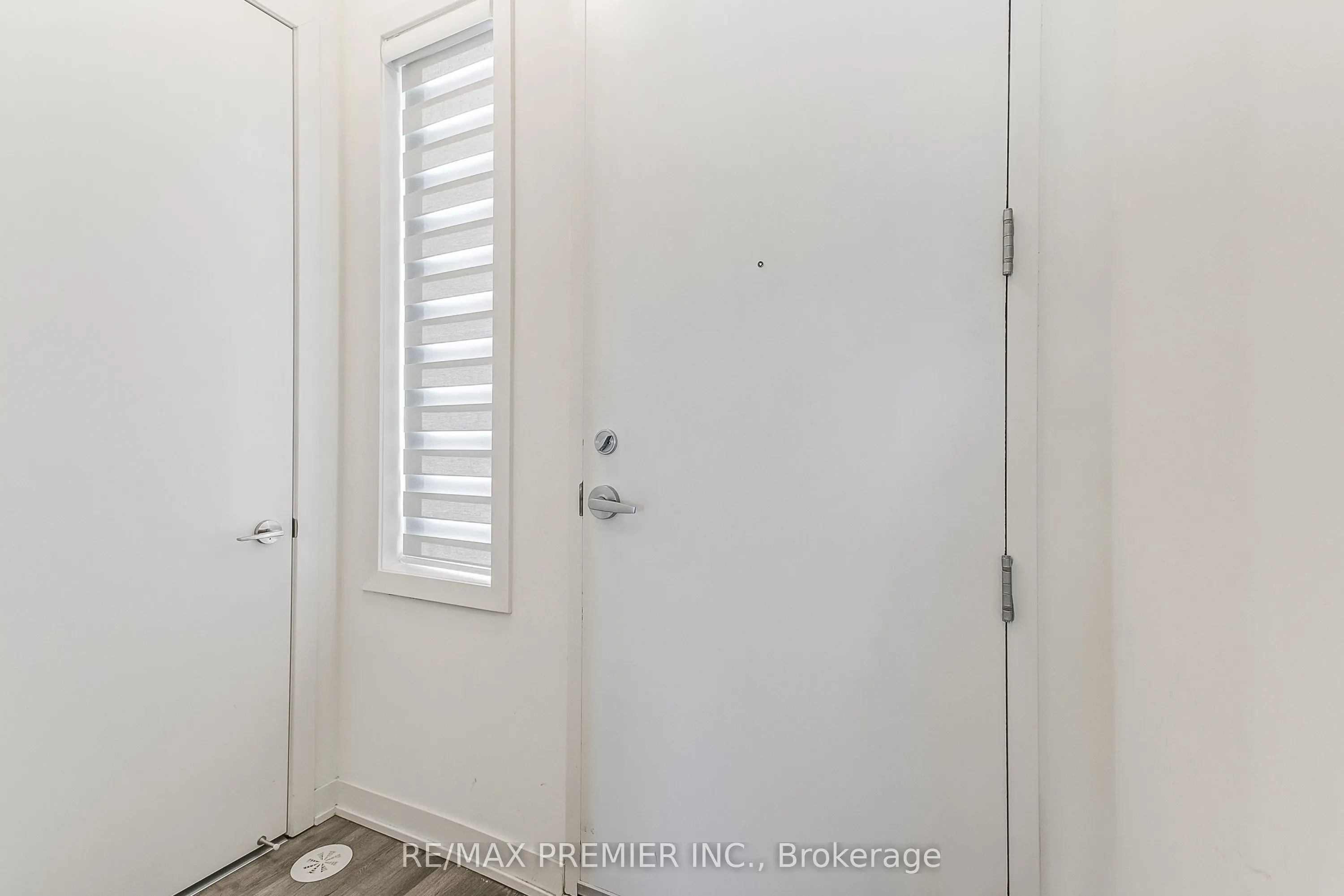 11 Steckley House Lane, #401