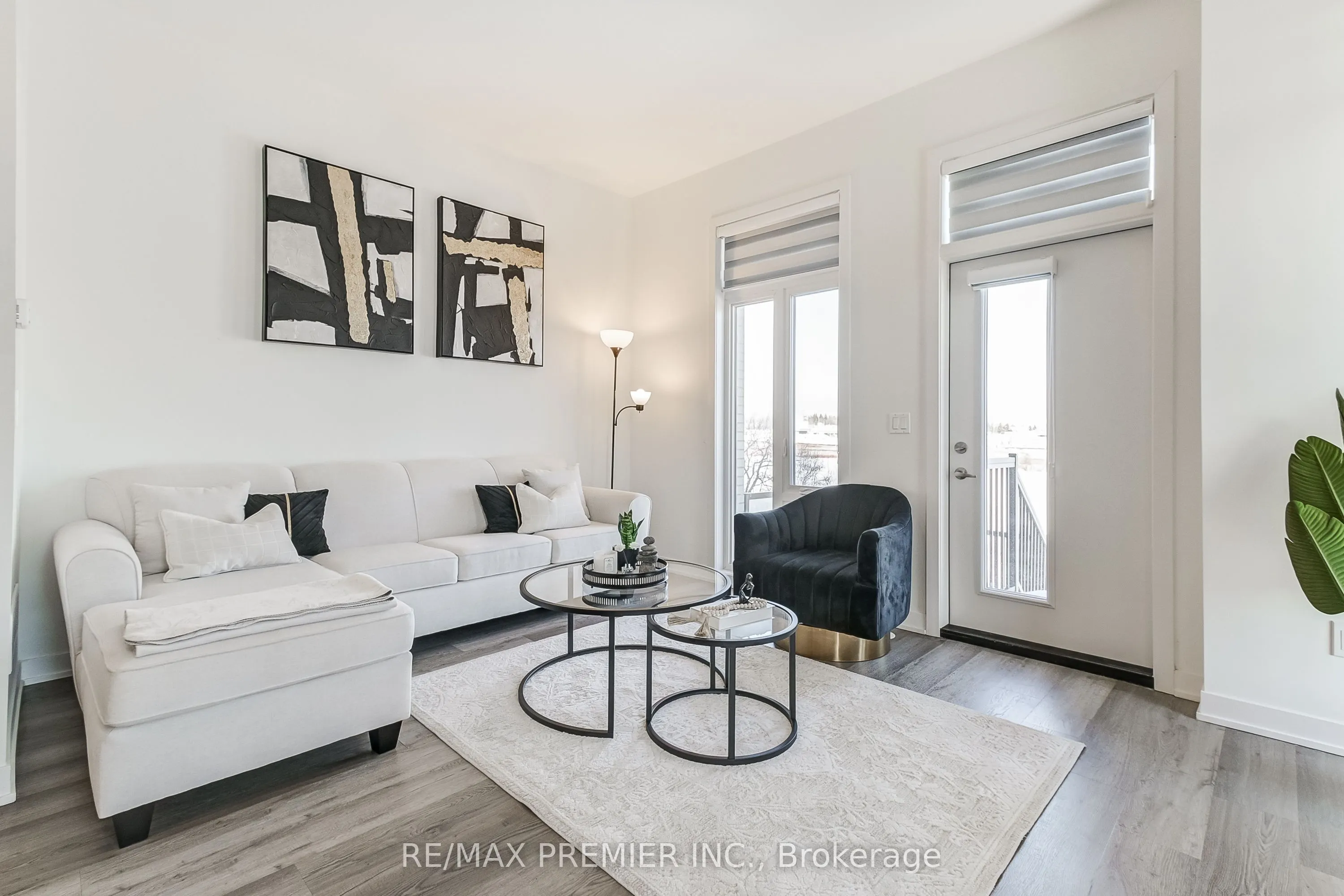 11 Steckley House Lane, #401