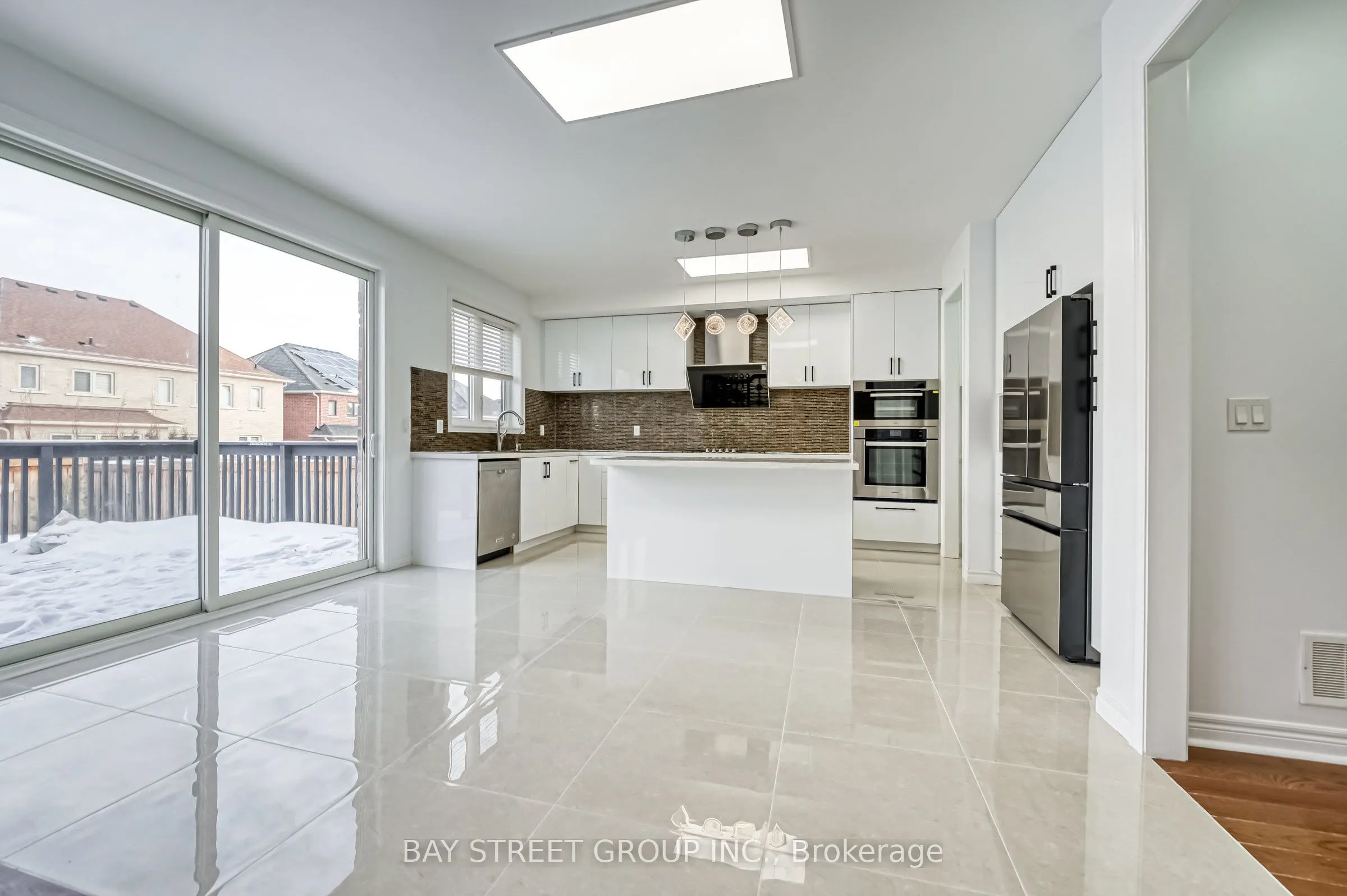 82 Manor Hampton Street