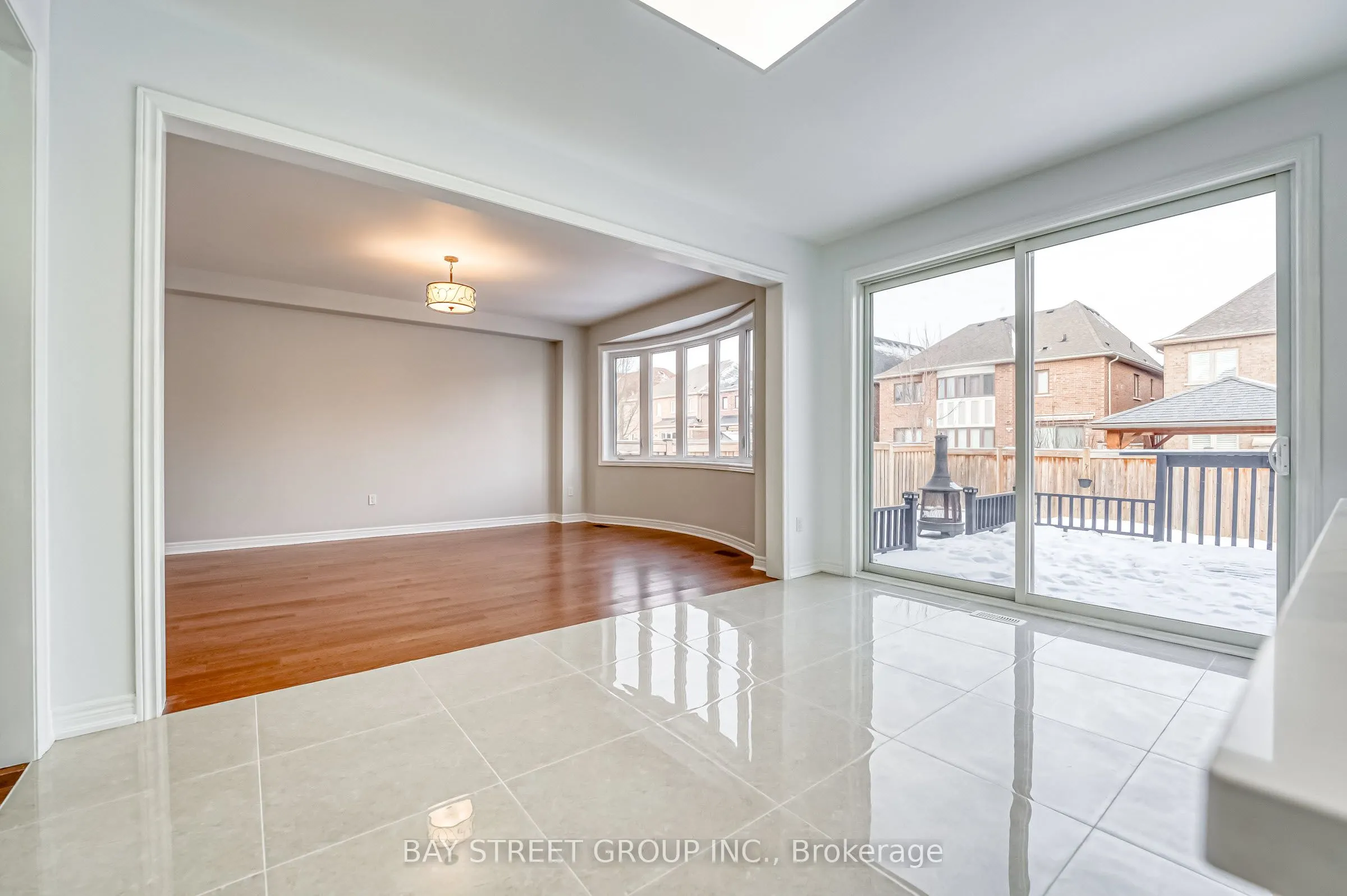 82 Manor Hampton Street