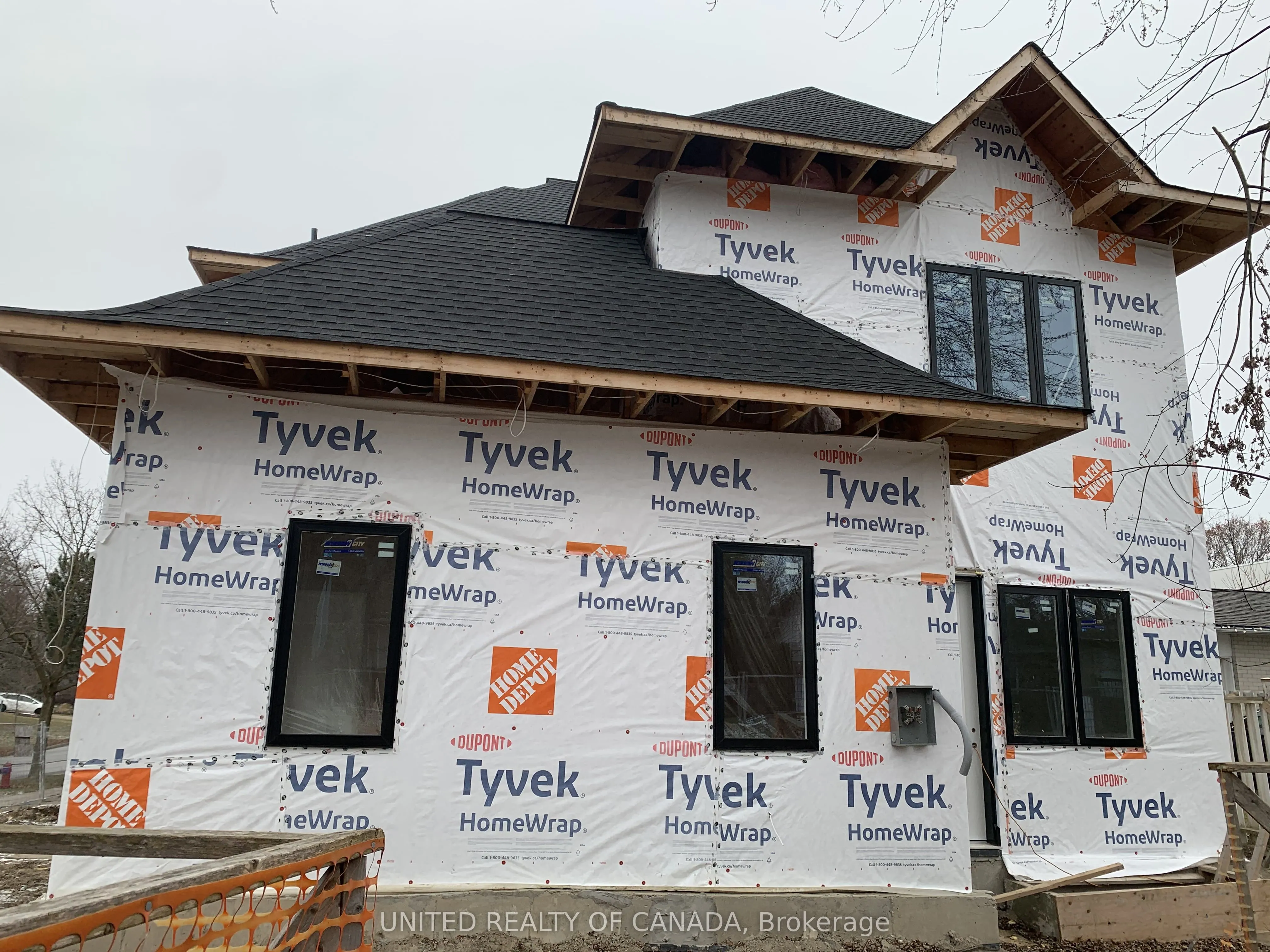 5 Cedar Crescent