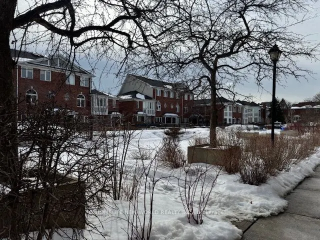 18 Clark Avenue W, #113A