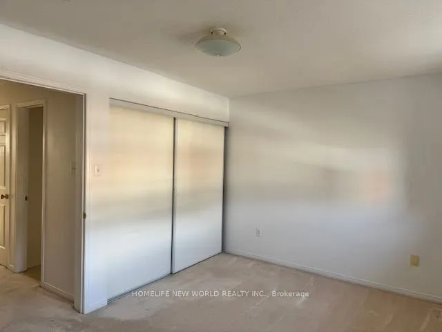 18 Clark Avenue W, #113A
