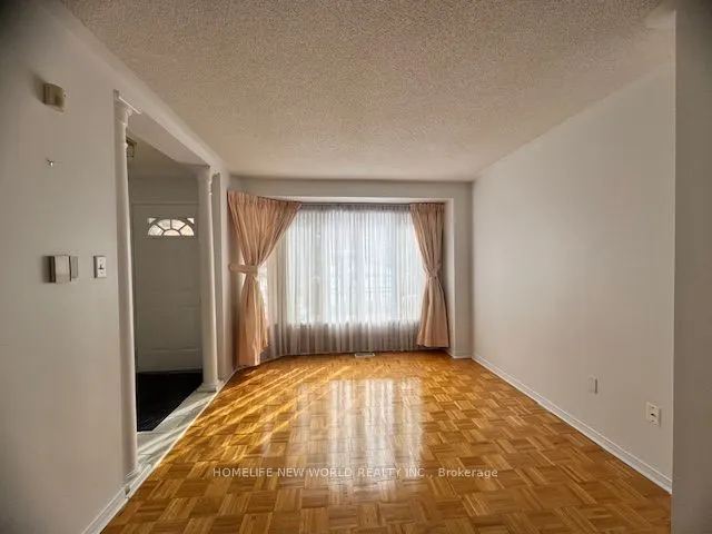 18 Clark Avenue W, #113A