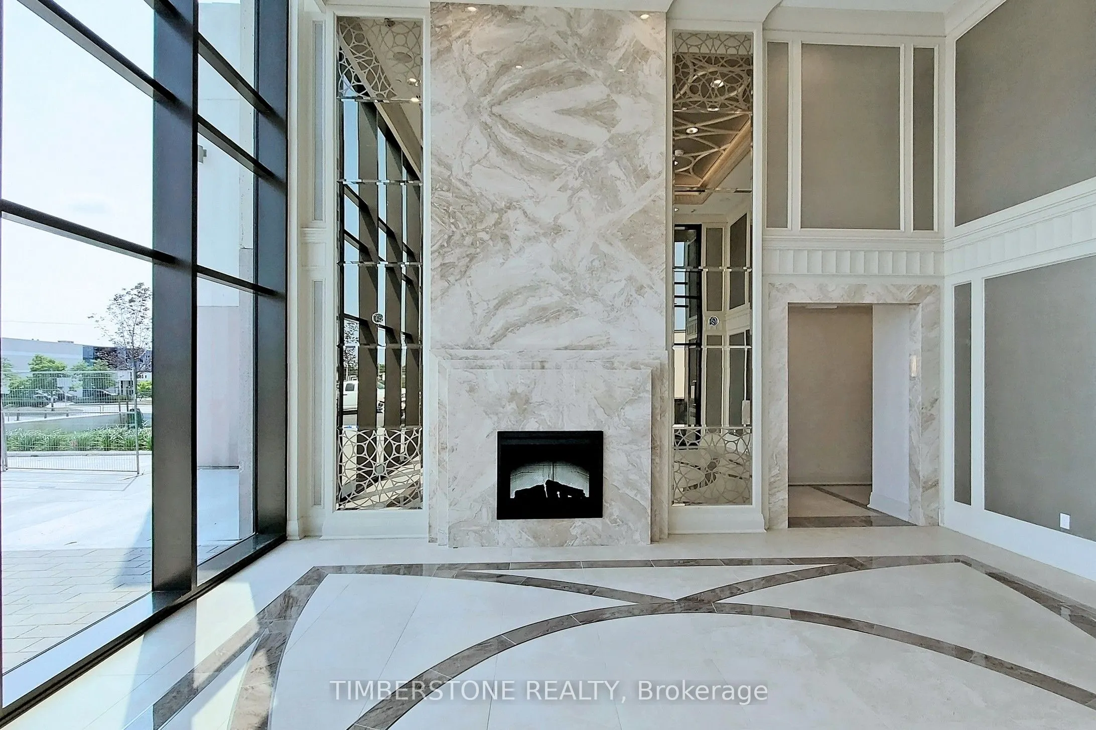 9075 Jane Street, #220